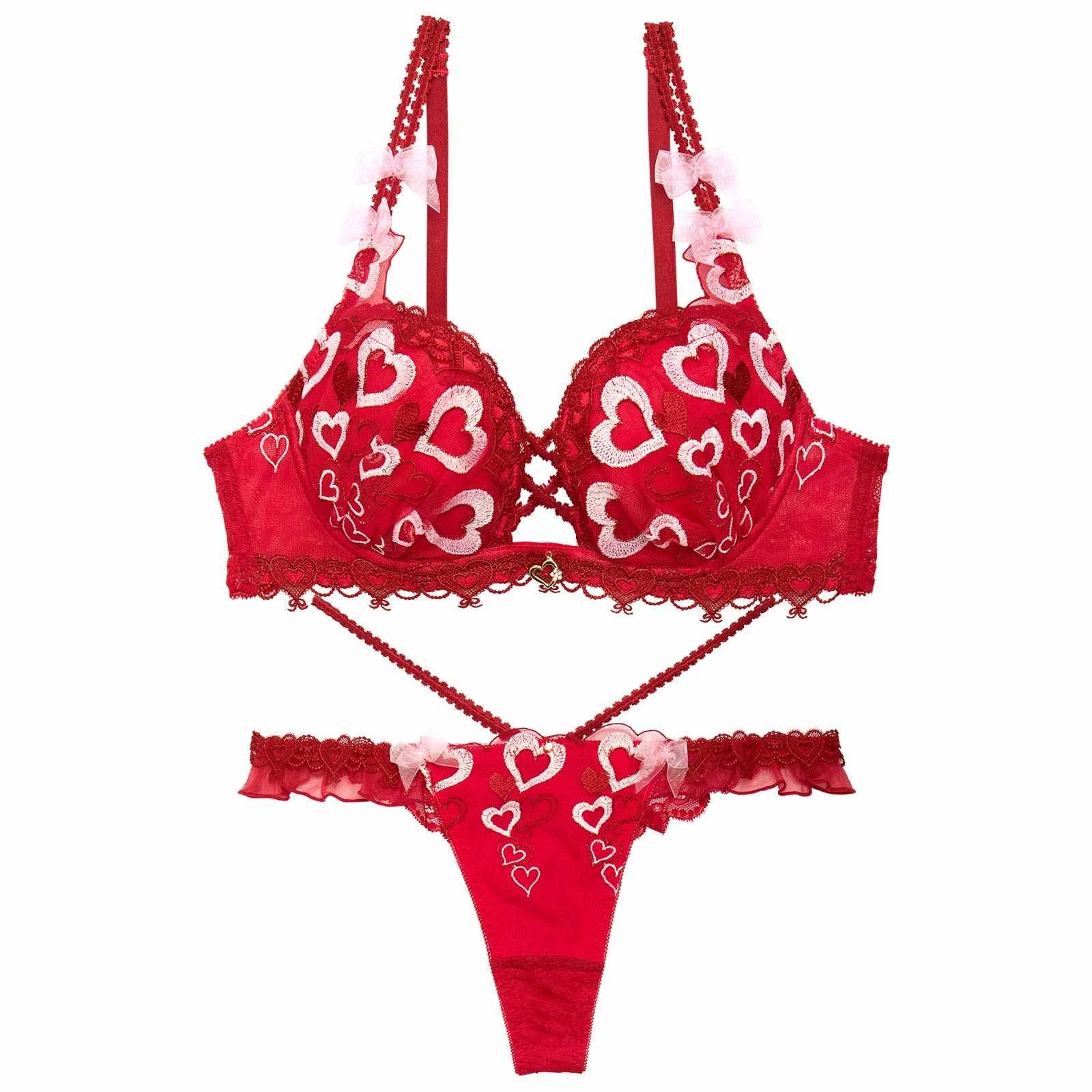 【明日花キララプロデュース/WhipBunny】Melty Twinkle Heart Bra&T-back/CUTIERED メルティトゥインクルハートブラ&Tバック/キューティレッド - 【公式】247Lingerie