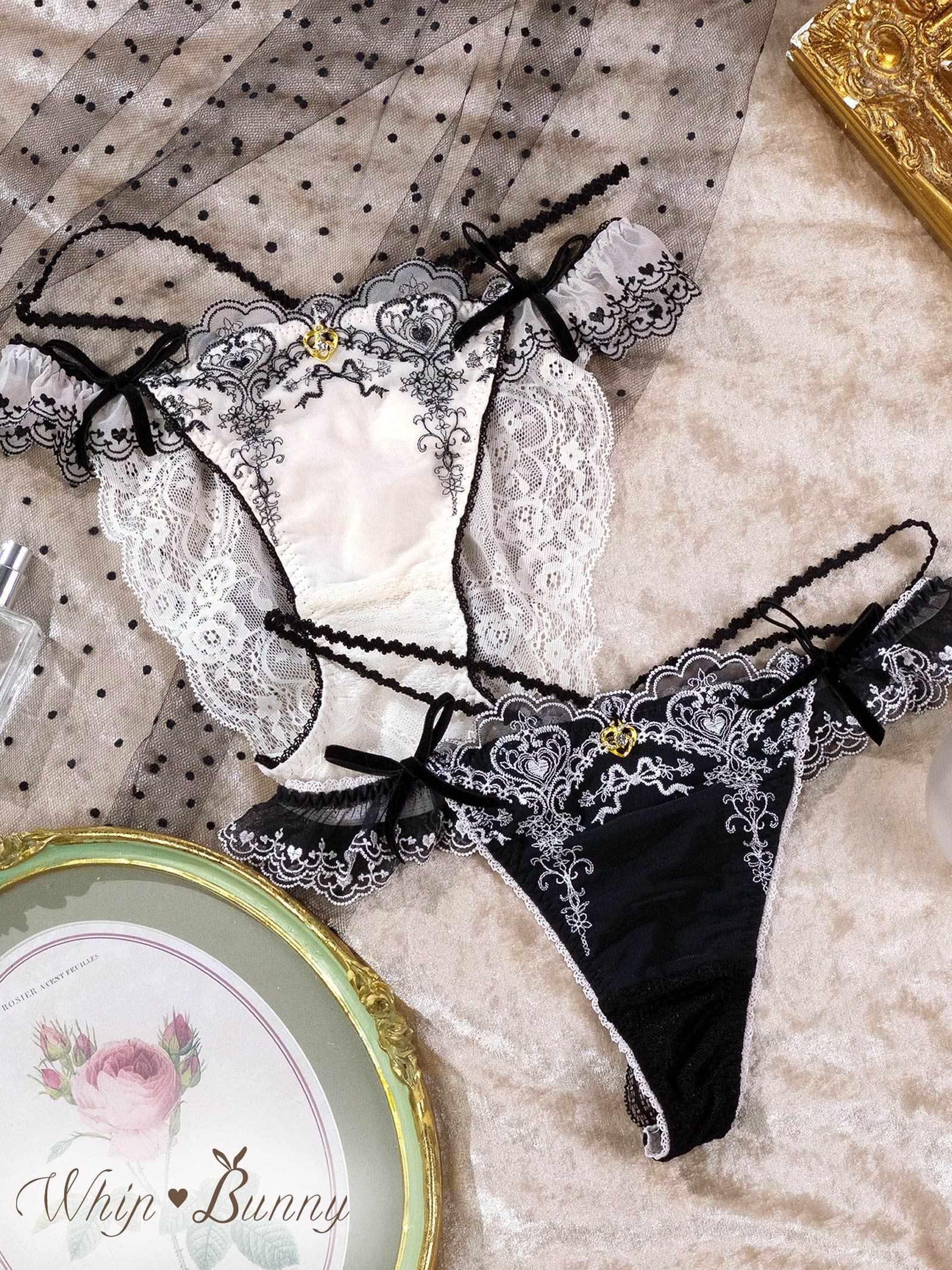 8/18新作!【明日花キララプロデュース/WhipBunny】Antique Ribbon Heart Shorts / アンティークリボンハートショーツ