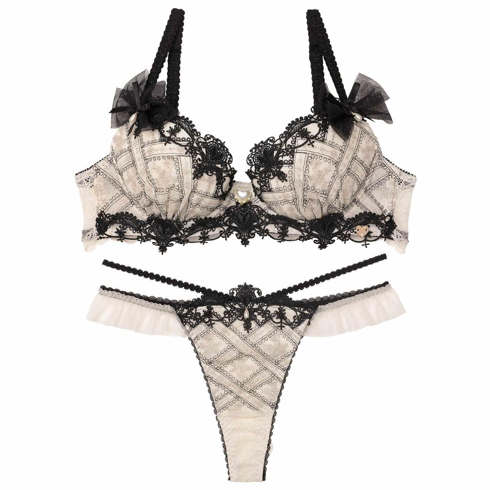 【明日花キララプロデュース/WhipBunny】Classical Shine Embroidery Bra&T-back / クラシカルシャインエンブロイダリーブラ&Tバック