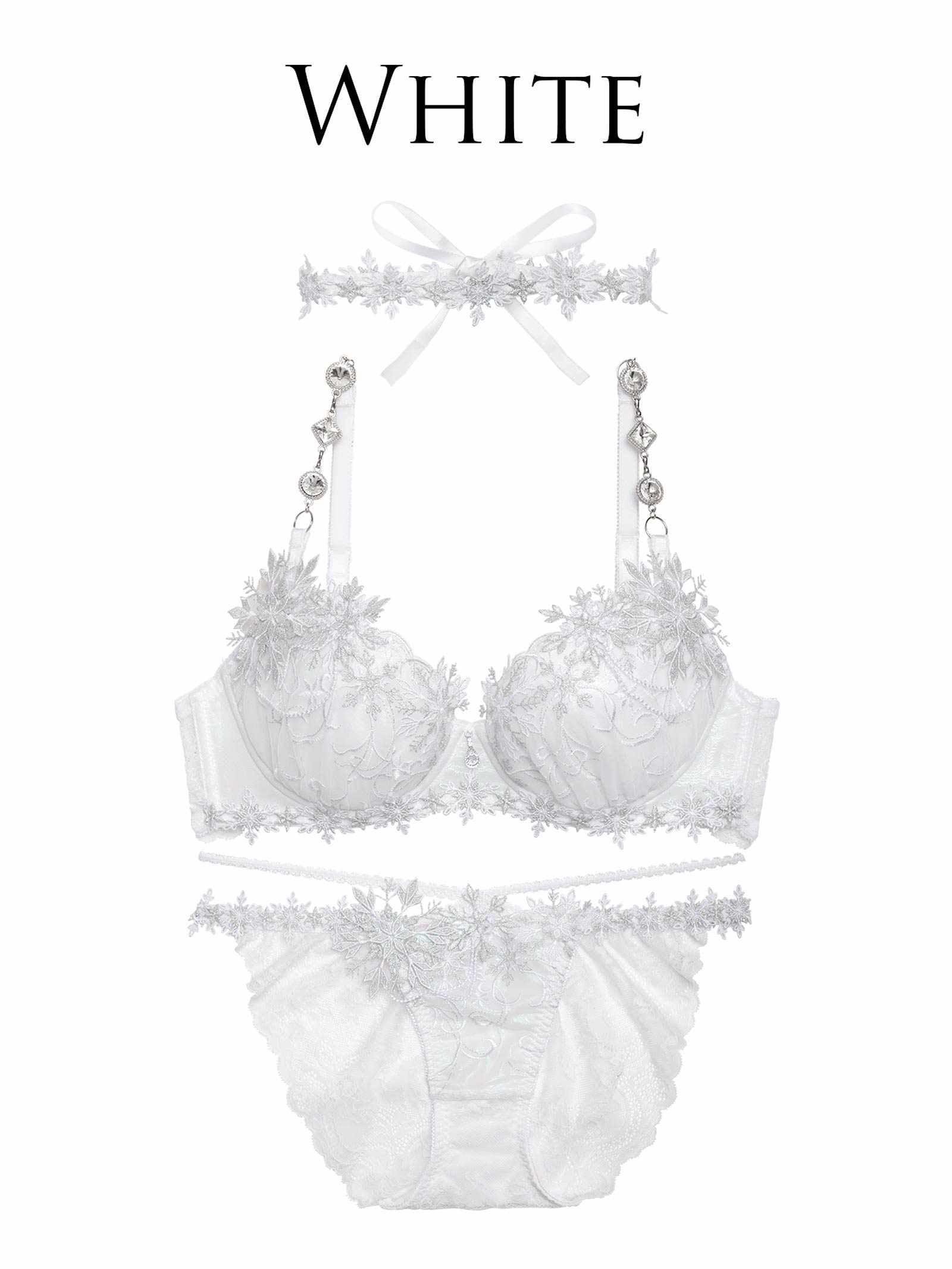 【明日花キララプロデュース/WhipBunny】Aurora Snow Queen Bra&Shorts オーロラスノークイーンブラ&ショーツ - 【公式】247Lingerie