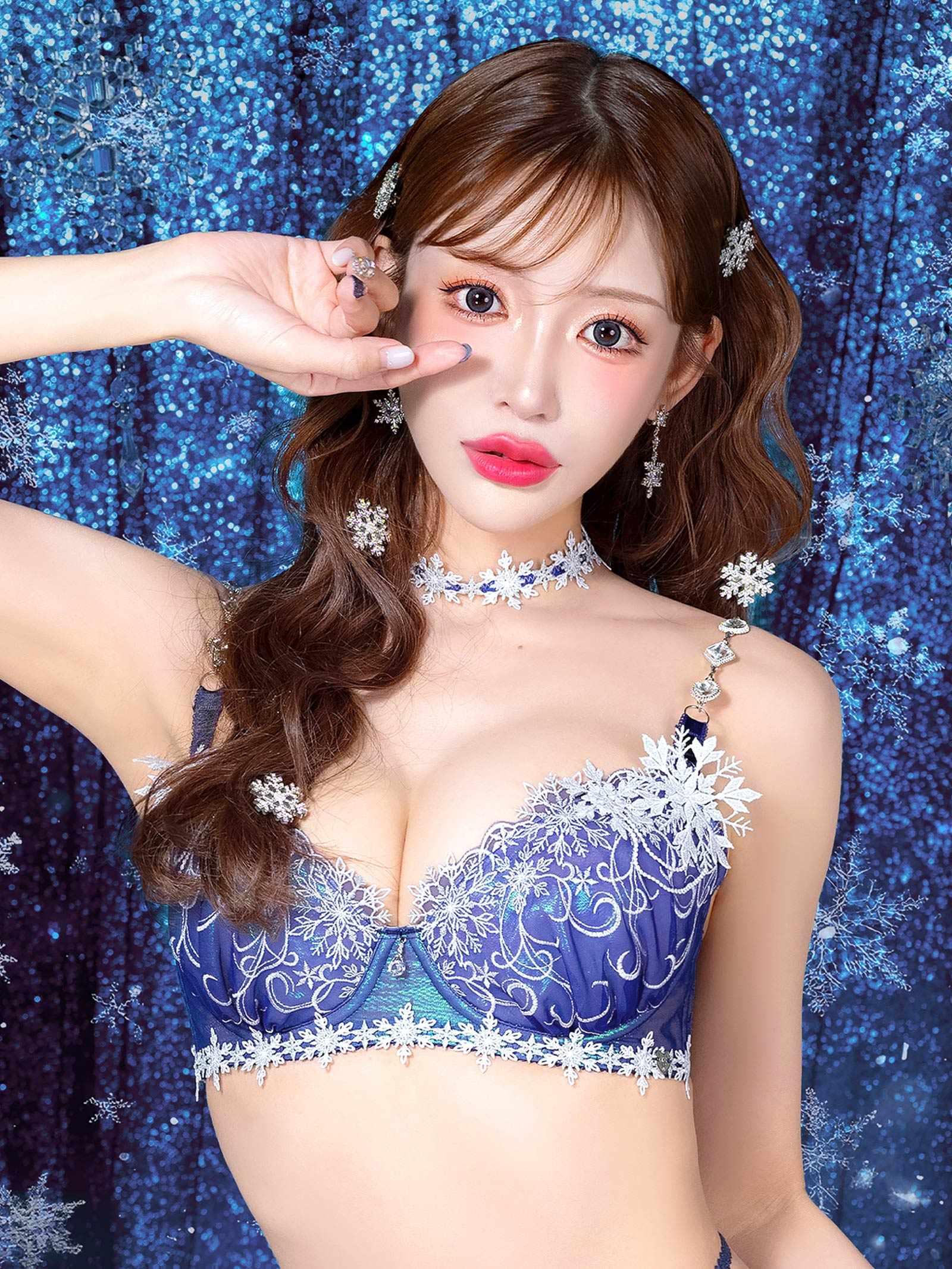 11/28新作!【明日花キララプロデュース/WhipBunny】Aurora Snow Queen Bra&T-back/ SNOW CRYSTAL オーロラスノークイーンブラ&Tバック/ スノークリスタル