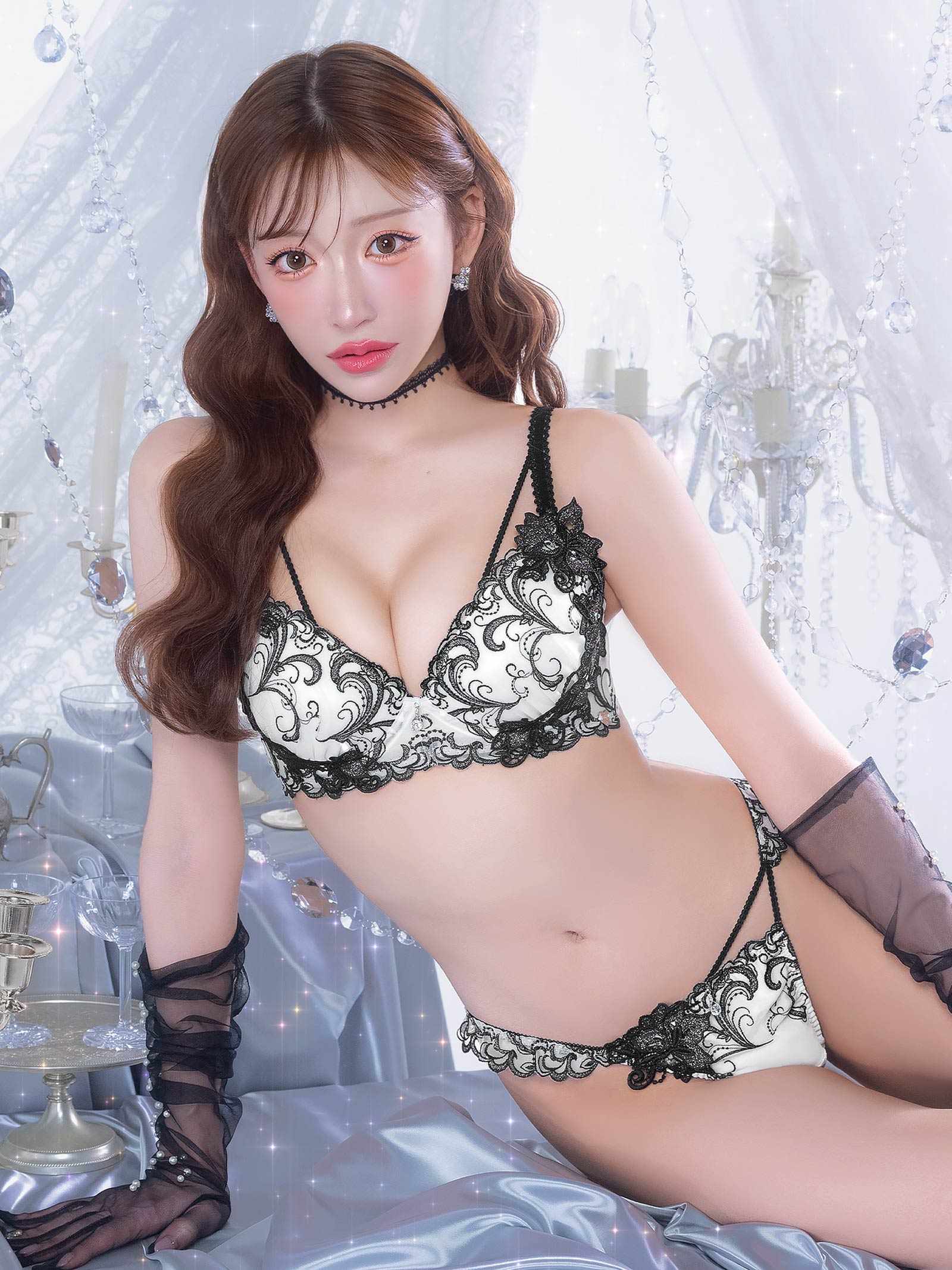 5/22新作!【明日花キララプロデュース/WhipBunny】 ラディアントリエールハートブラ&ショーツ