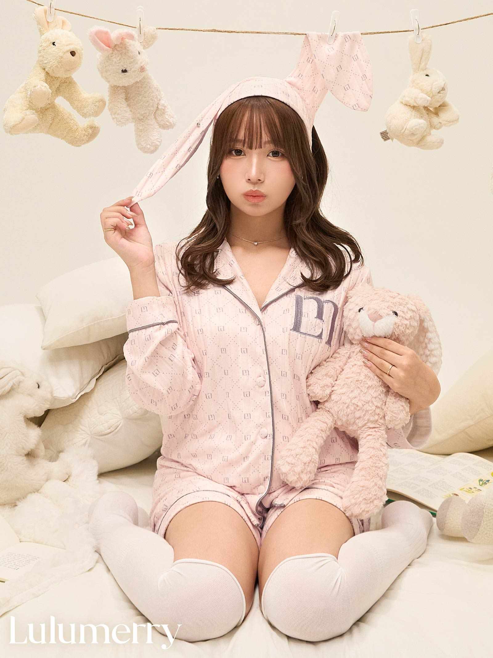 【YouTuber流那プロデュース/Lulumerry】モノグラムラビット ルームウェア レディーストップス&ショートパンツ&ヘアバンドセット / ピンクラビット(PINK)
