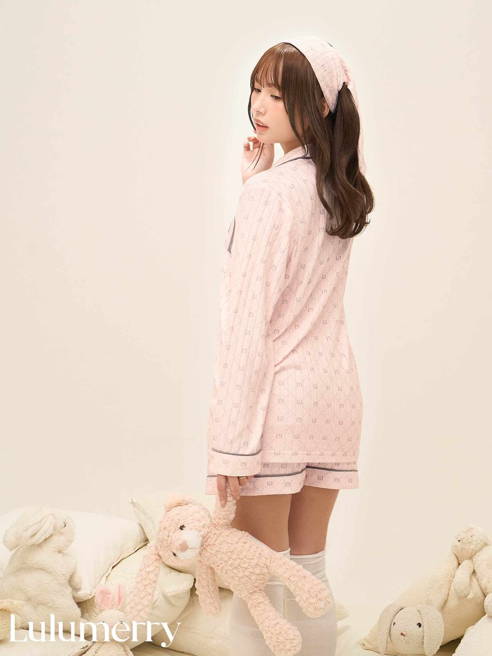 【YouTuber流那プロデュース/Lulumerry】モノグラムラビット ルームウェア レディーストップス&ショートパンツ&ヘアバンドセット / ピンクラビット(PINK)