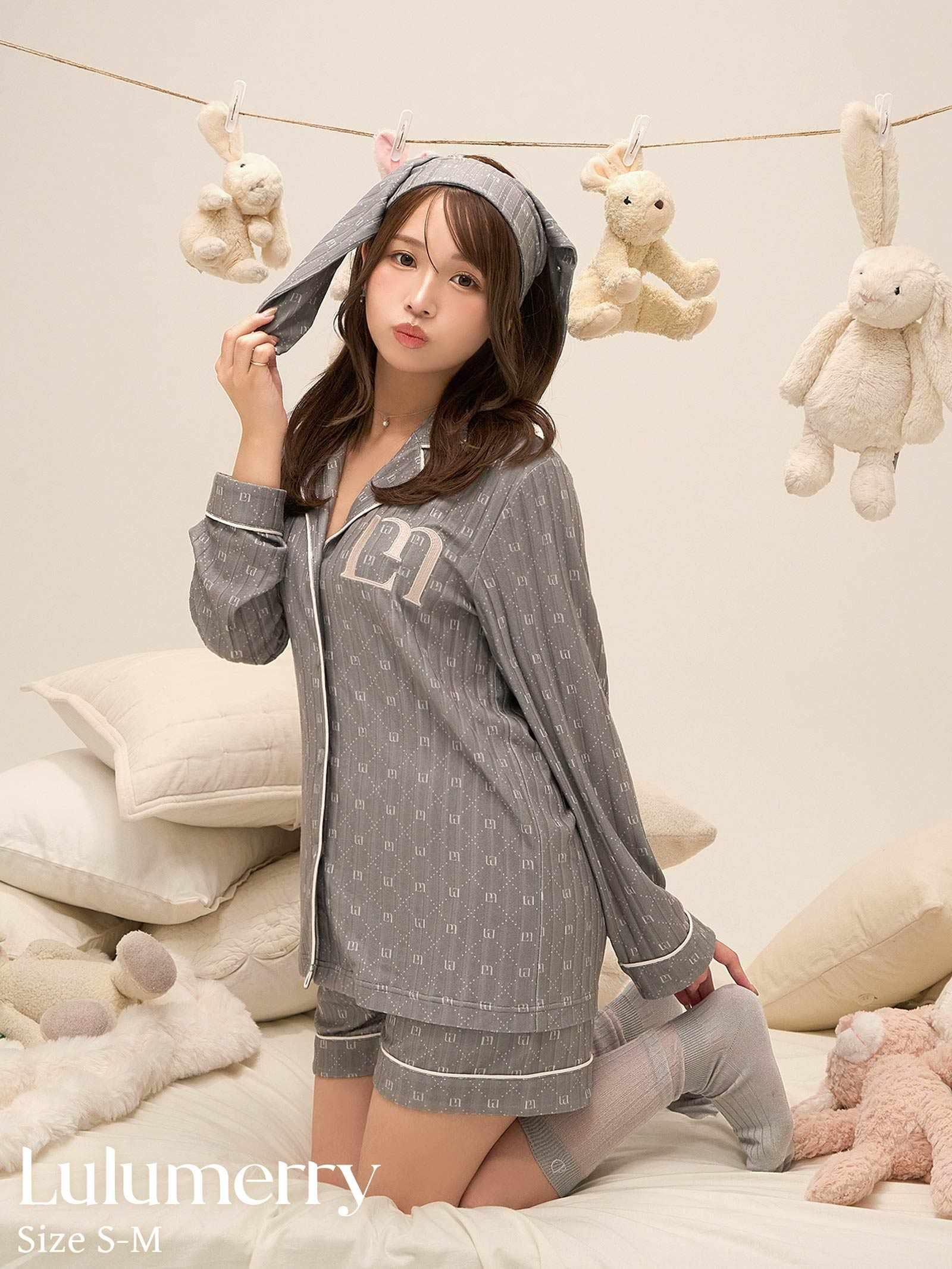 【YouTuber流那プロデュース/Lulumerry】モノグラムラビット ルームウェア レディーストップス&ショートパンツ&ヘアバンドセット /グレーラビット(GRAY)