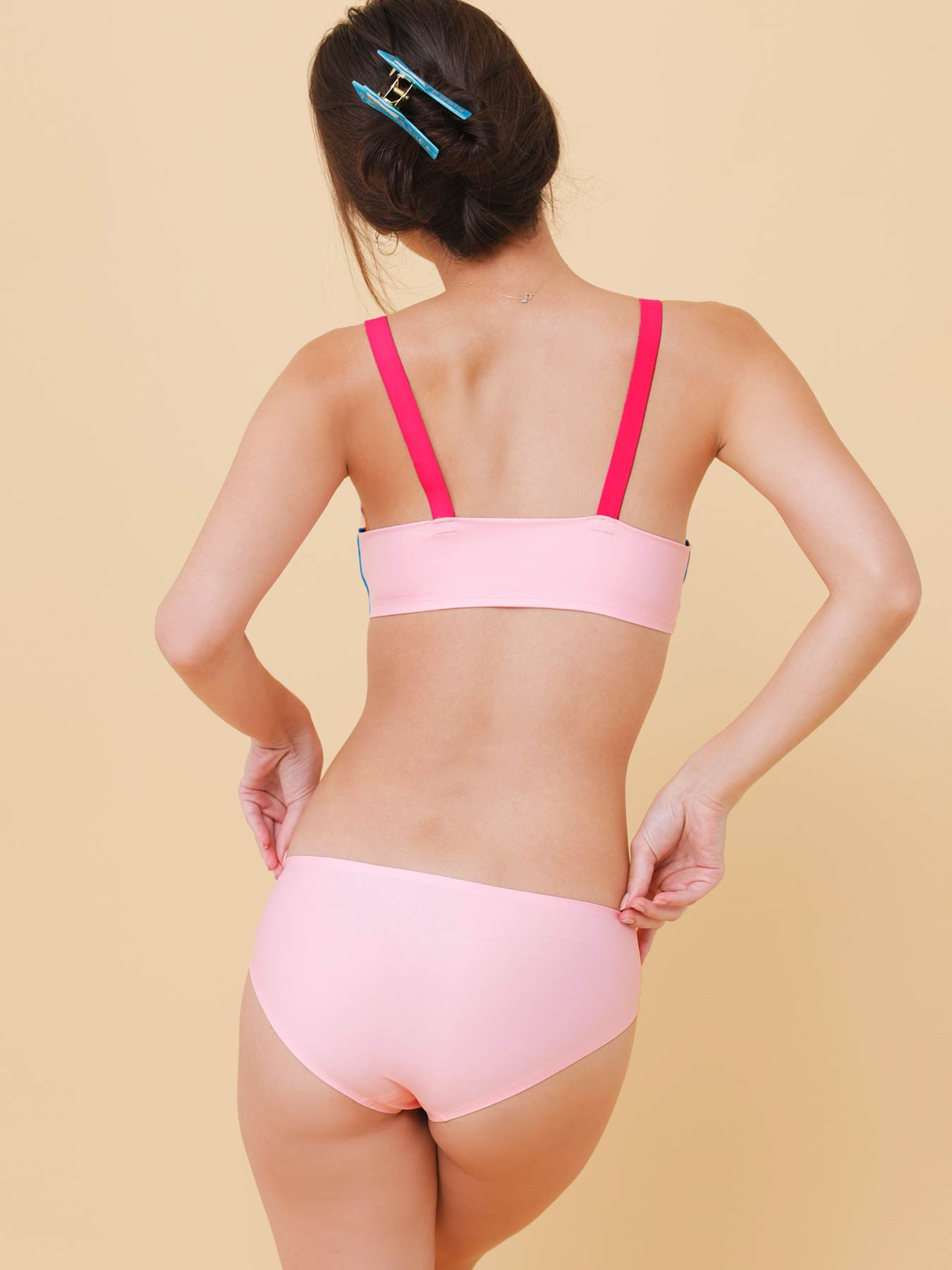 【Alisa Uenoプロデュース/awgu】SPORTY Series ブラジャー - 【公式】247Lingerie