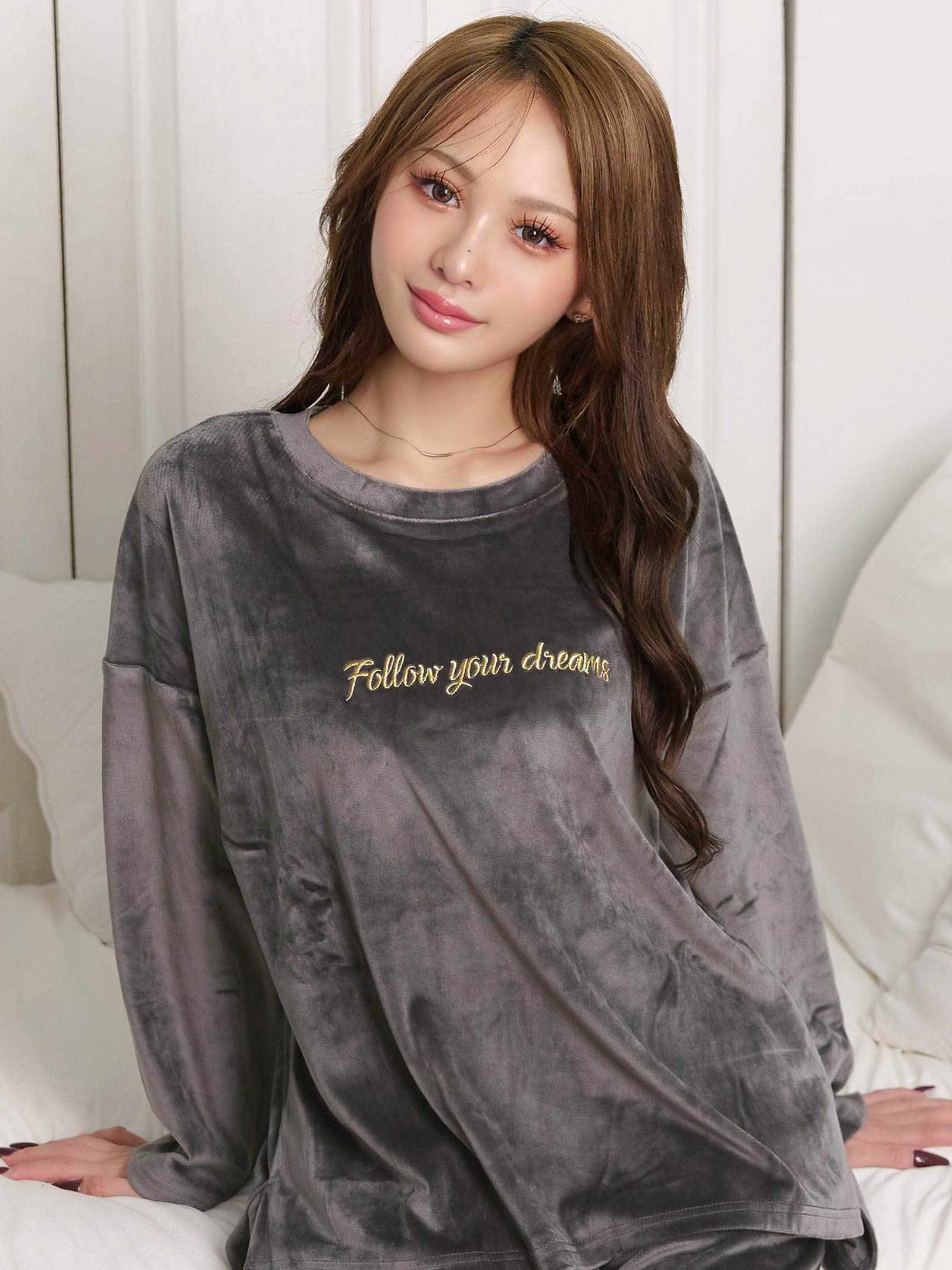 11/26新作!パールシャギーロゴトップス&ロングパンツルームウェア