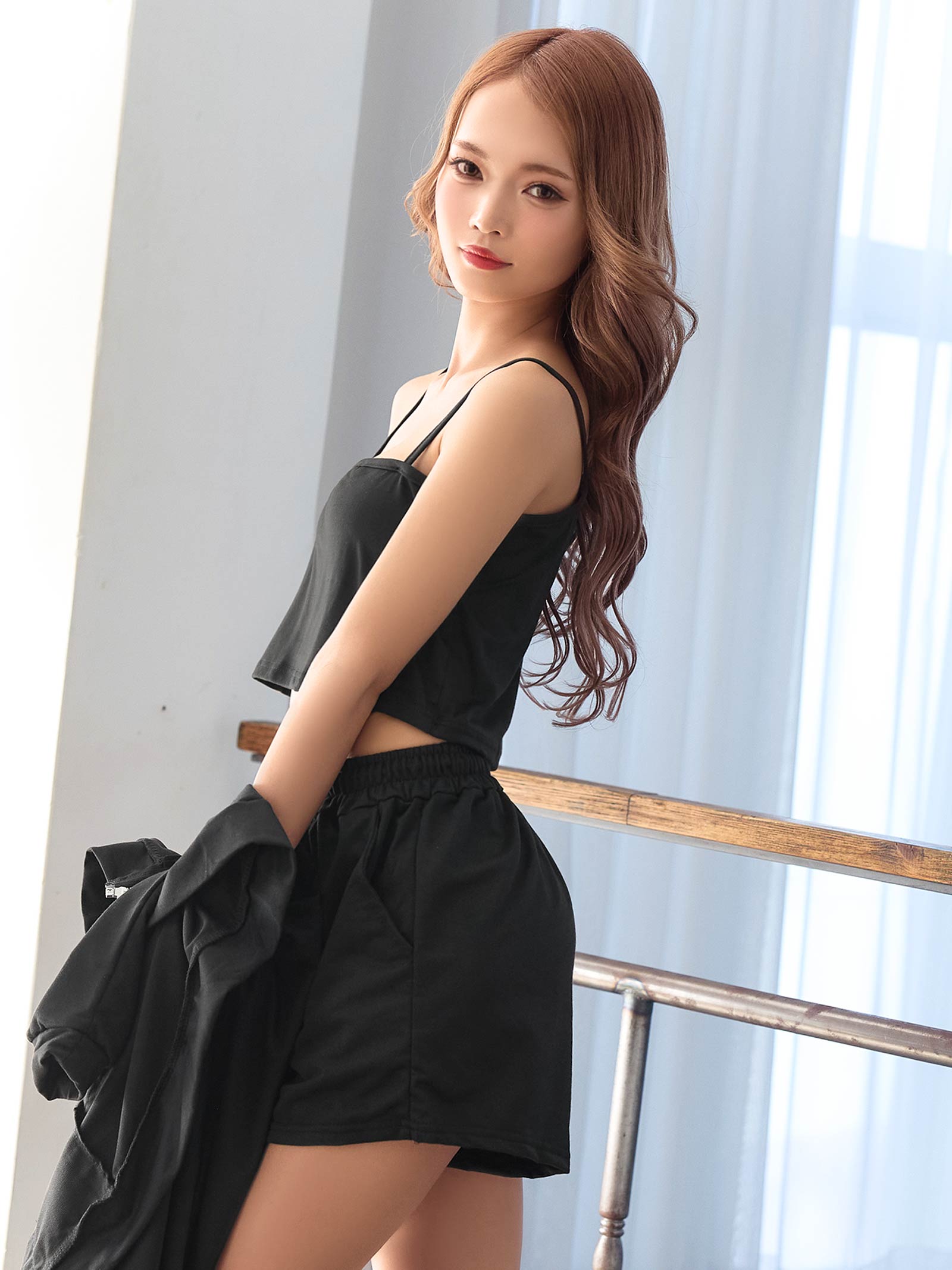 4/4新作!スウェットパーカー&キャミソール&ショートパンツルームウェア