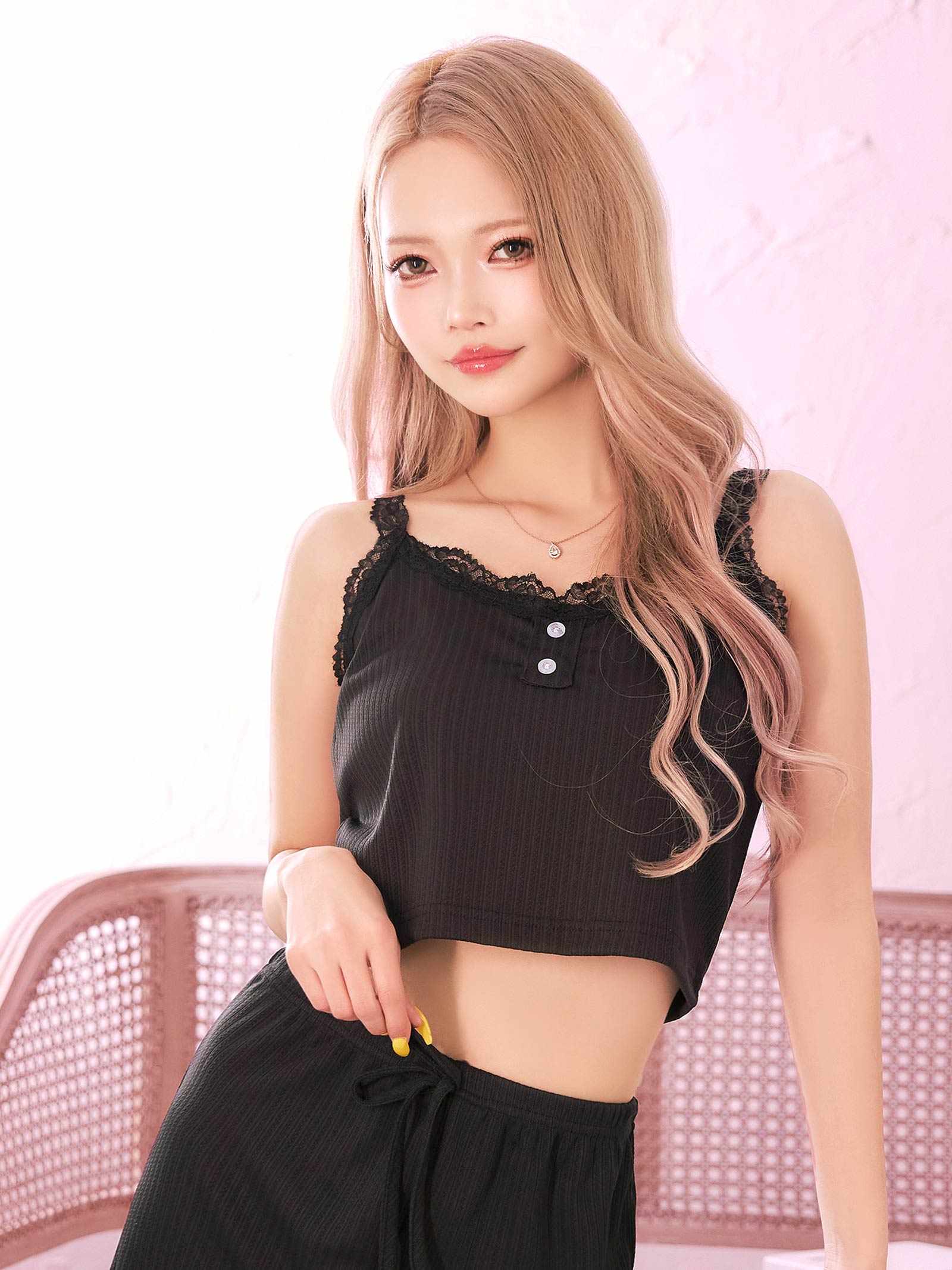 4/25新作!フロントボタンレースキャミ&ショートパンツルームウェア