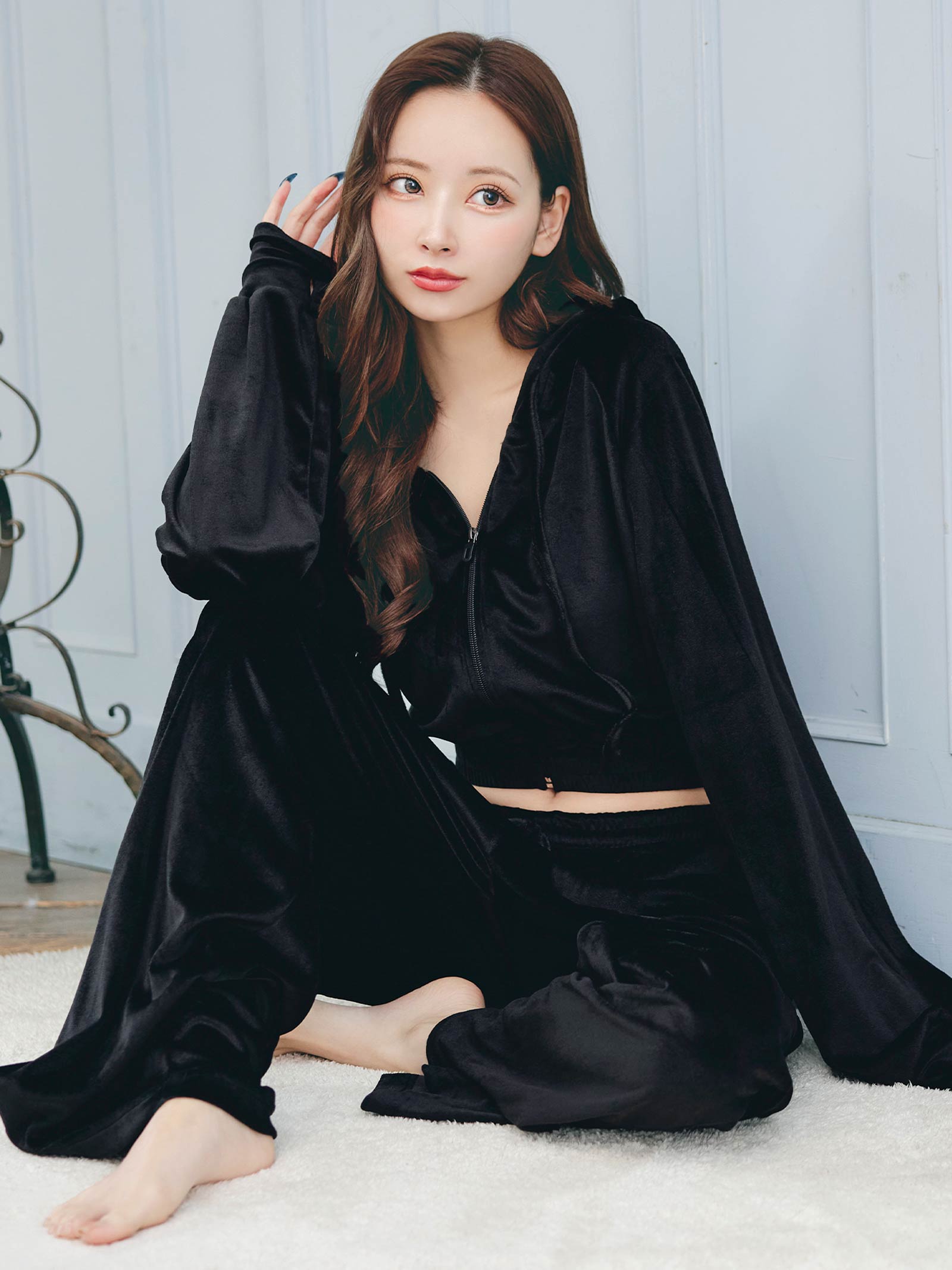 12/13再販!ベロアクロップドパーカー&ロングパンツルームウェア