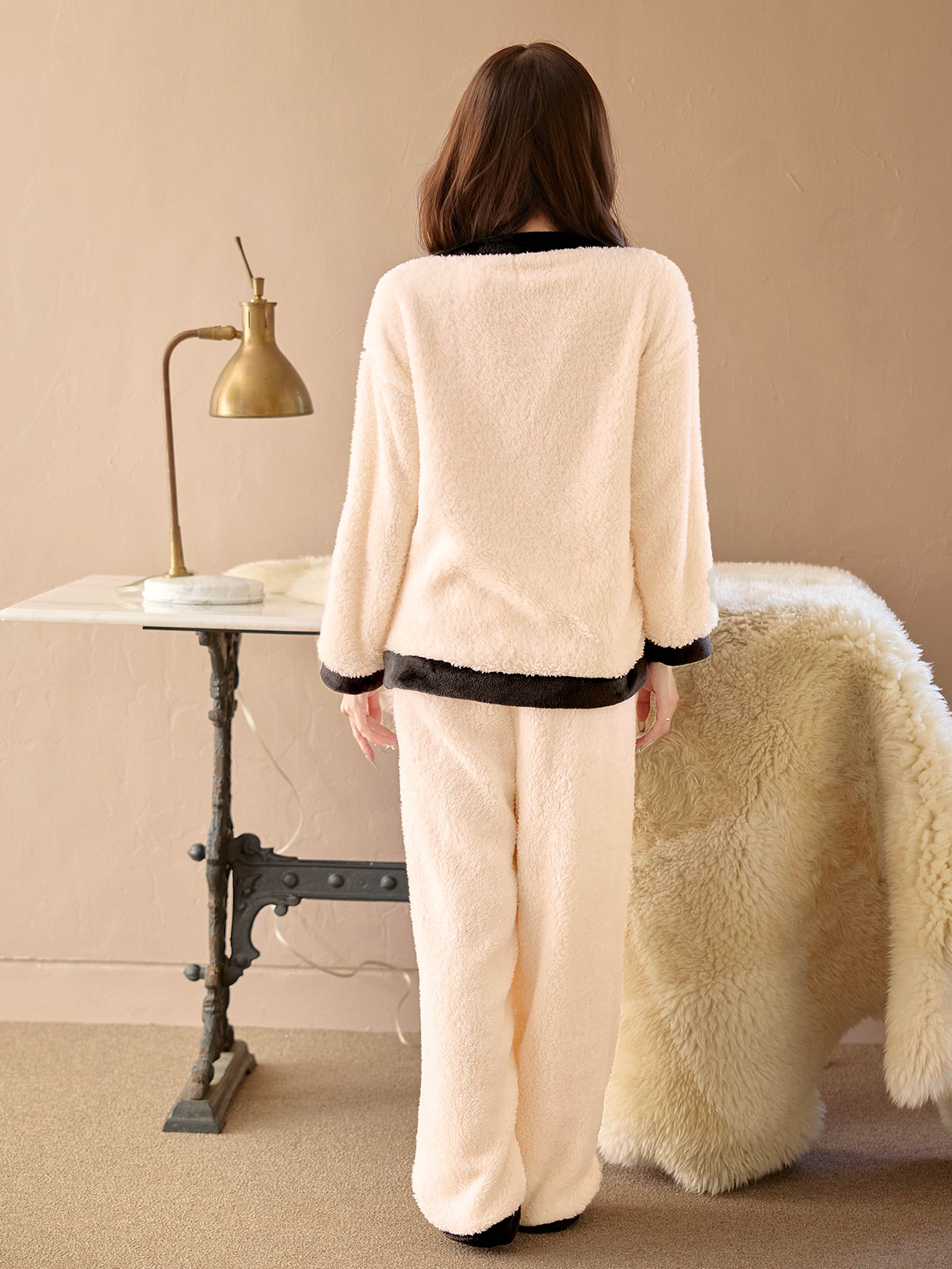 12/3新作!バイカラーパイピングもこもこトップス&ロングパンツルームウェア