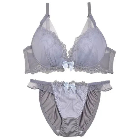 1/24再販!【三上悠亜着用】【ノンワイヤー】ロイヤリティチュールフラワーブラジャー&フルバックショーツ - 【公式】247Lingerie