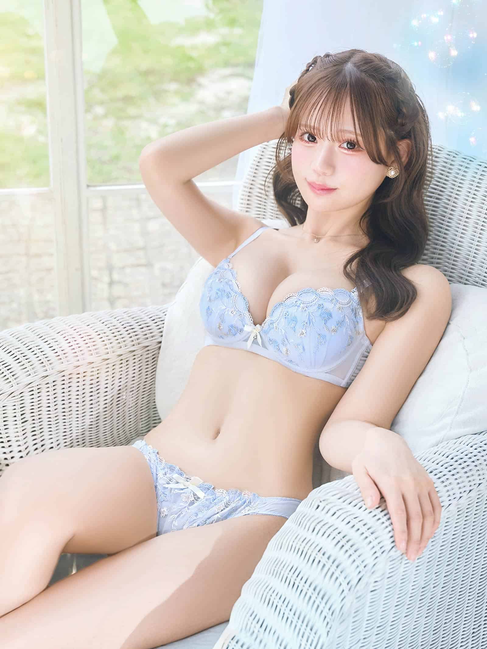 8/17新作!【ノンワイヤー】スウィートブルームブラジャー&フルバックショーツ