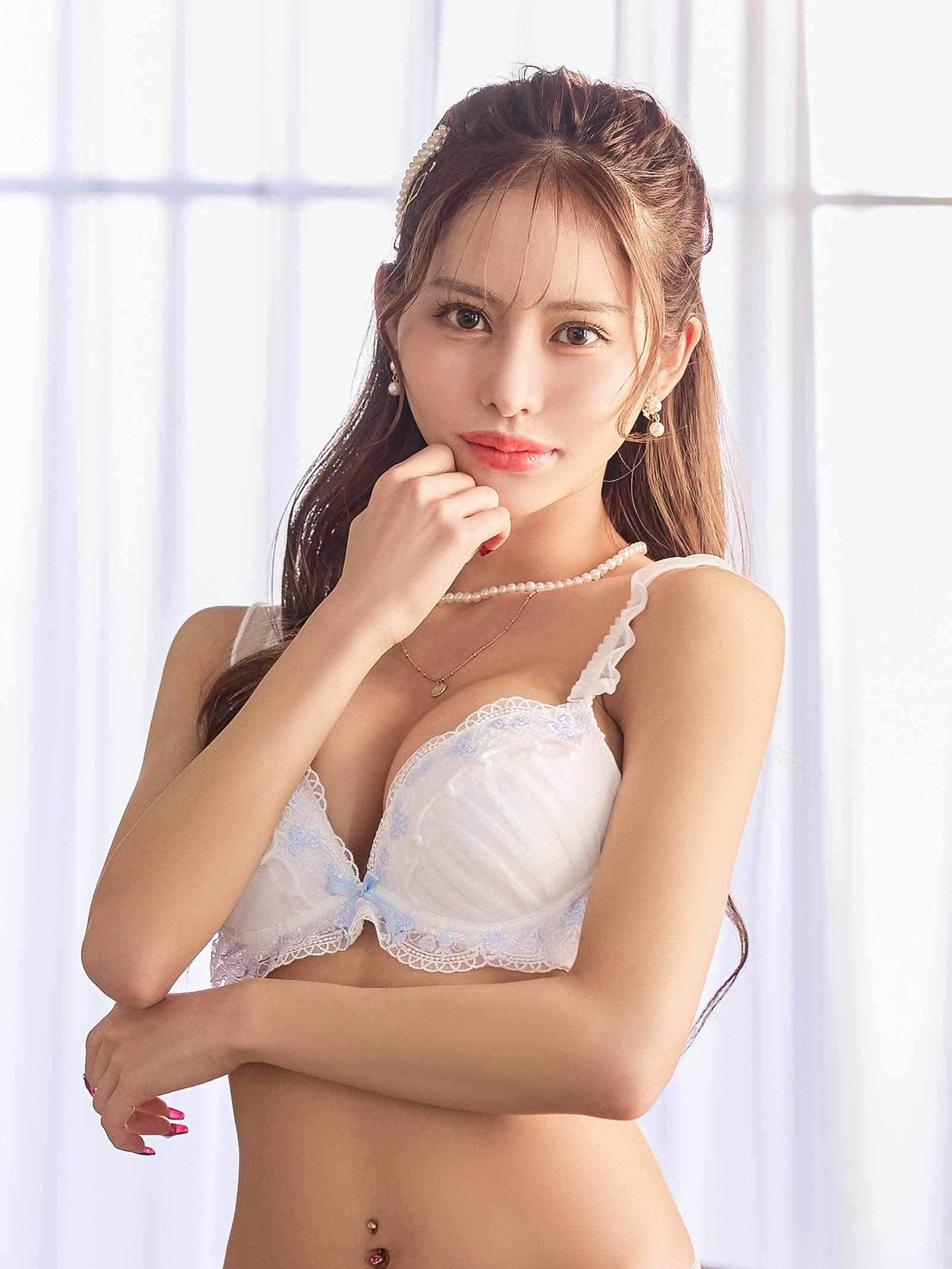 ブルームフェアリーフリルブラジャー&フルバックショーツ - 【公式】247Lingerie