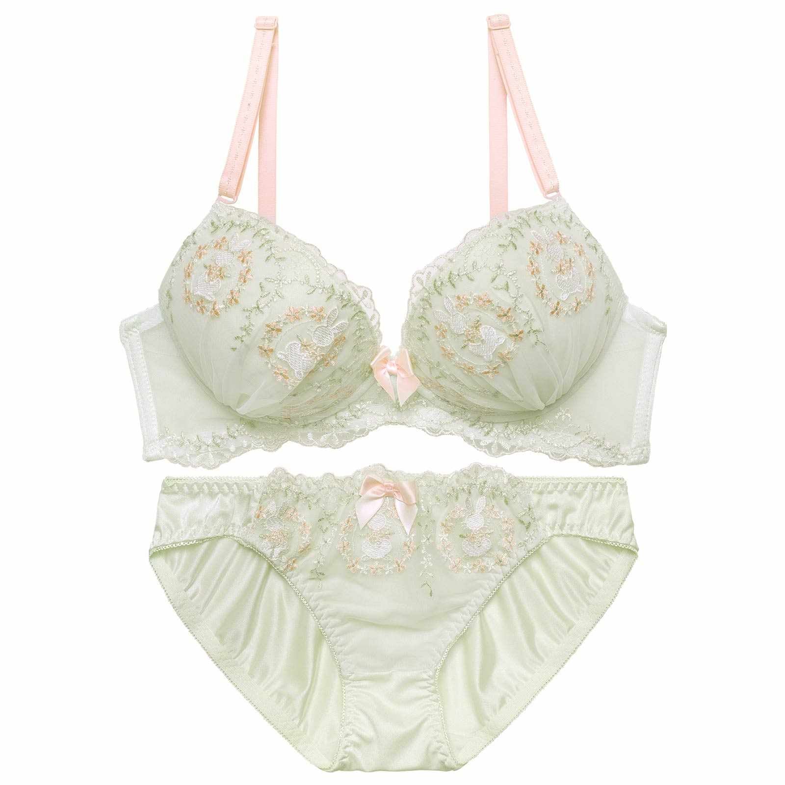 プリティーラビットテイルブラジャー&フルバックショーツ