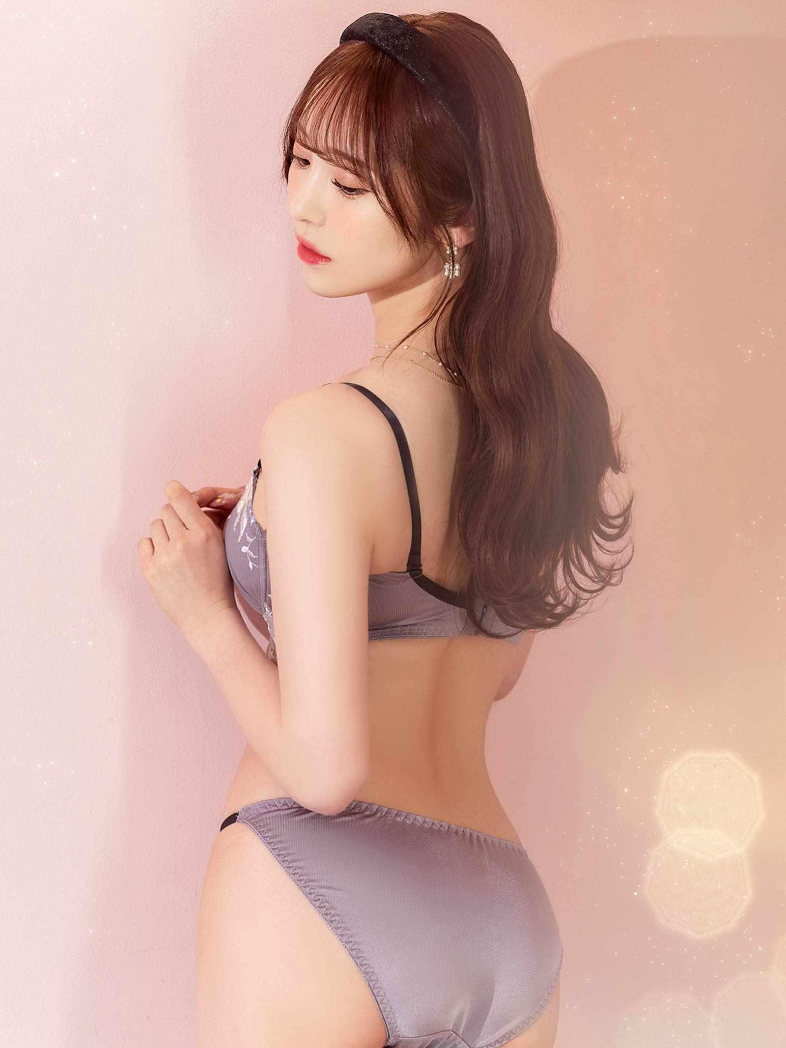 【かとゆり着用】ノーブルパステルローズ育乳脇高ブラジャー&フルバックショーツ - 【公式】247Lingerie