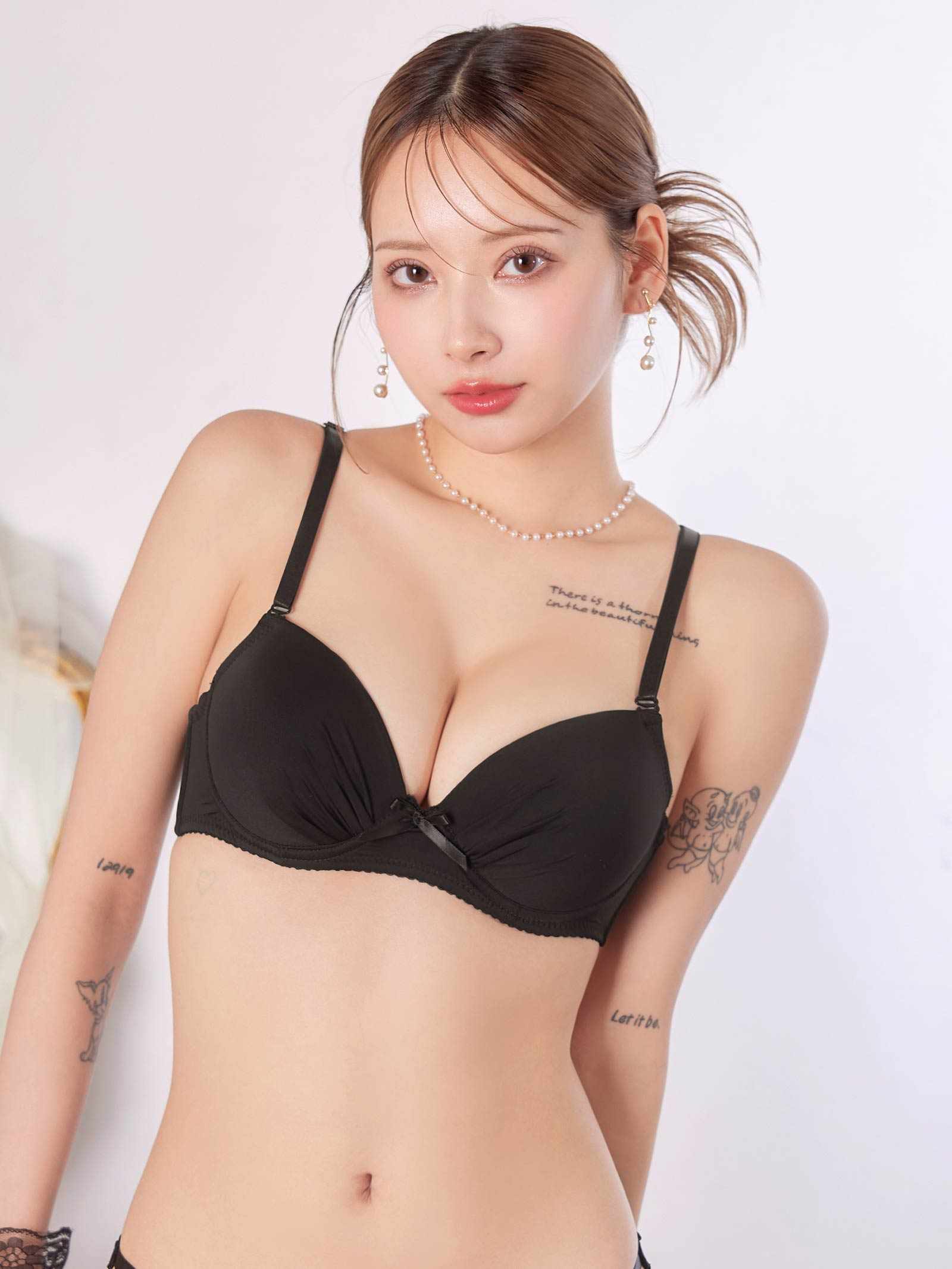 4/9新作!シンプルボリュームパッドブラジャー&フルバックショーツ