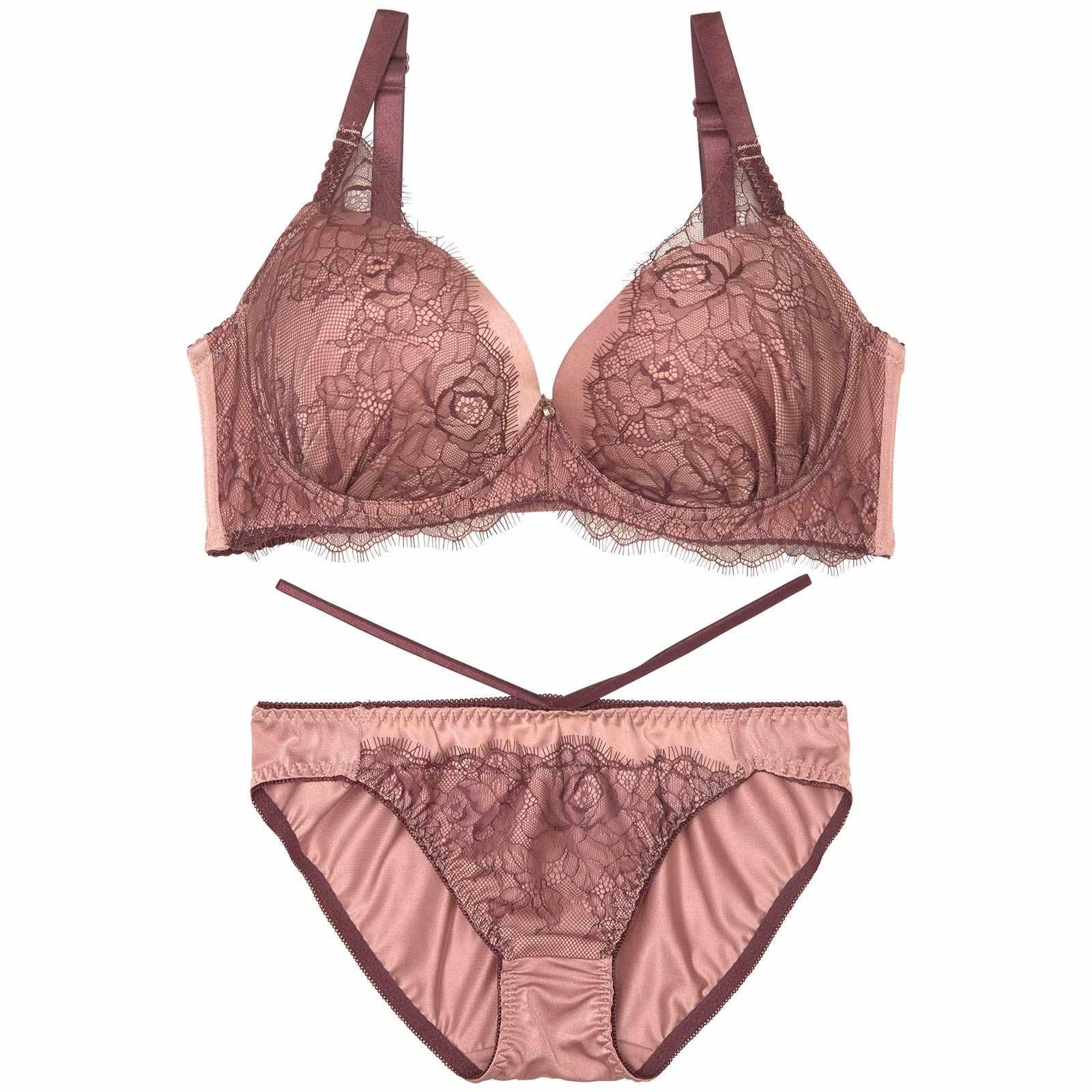 【EFサイズ】クラシックレーシーサテンブラジャー&フルバックショーツ