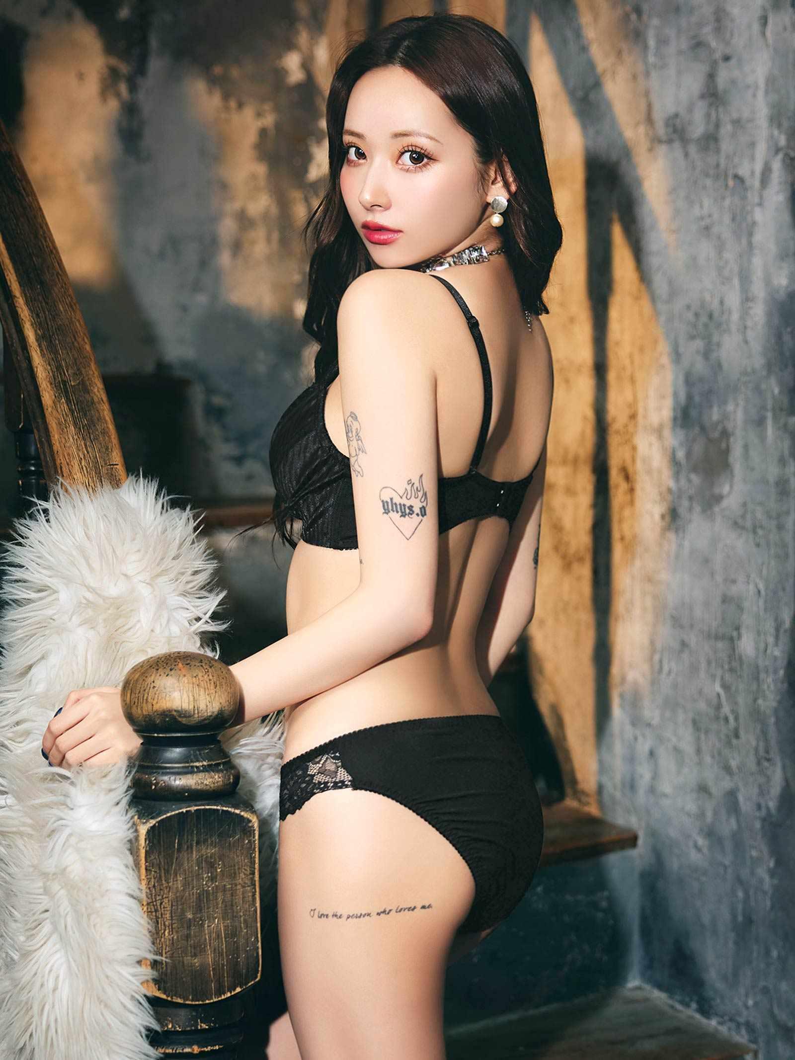 11/3新作!【EFサイズ】ゼブラジャガードサテンブラジャー&フルバックショーツ