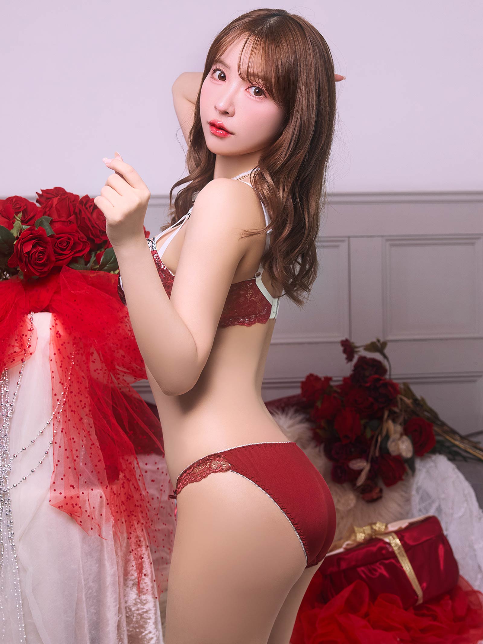 3/16再販!【三上悠亜着用】ゴージャスフラワーパール育乳脇高ブラジャー&フルバックショーツ