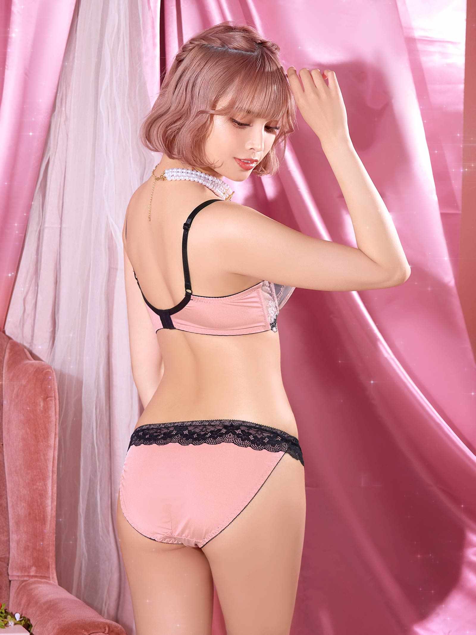 9/29新作!パステルシャドウフラワー育乳脇高ブラジャー&フルバックショーツ