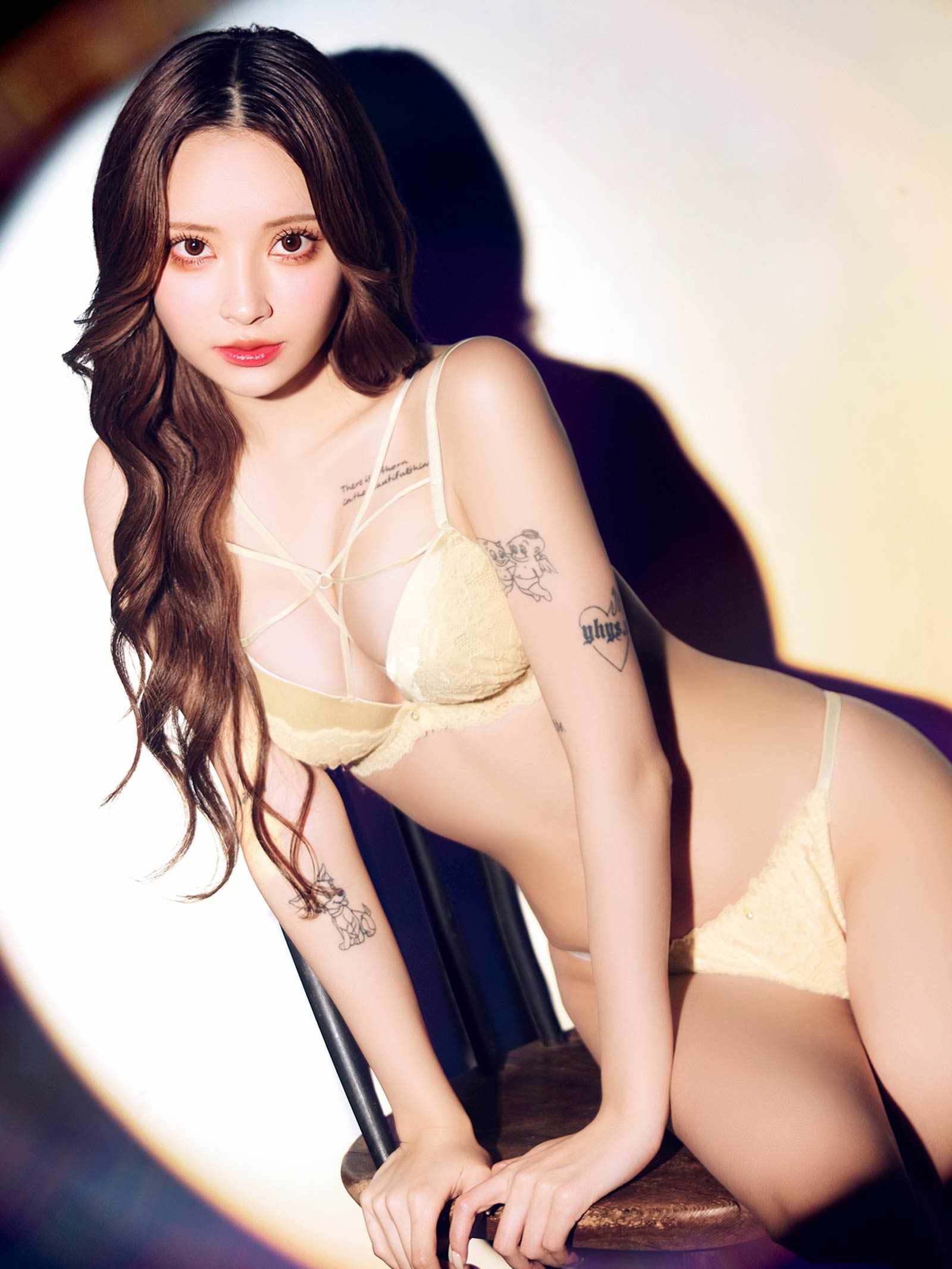 8/1新作!ミステリアスクロスコードブラジャー&フルバックショーツ