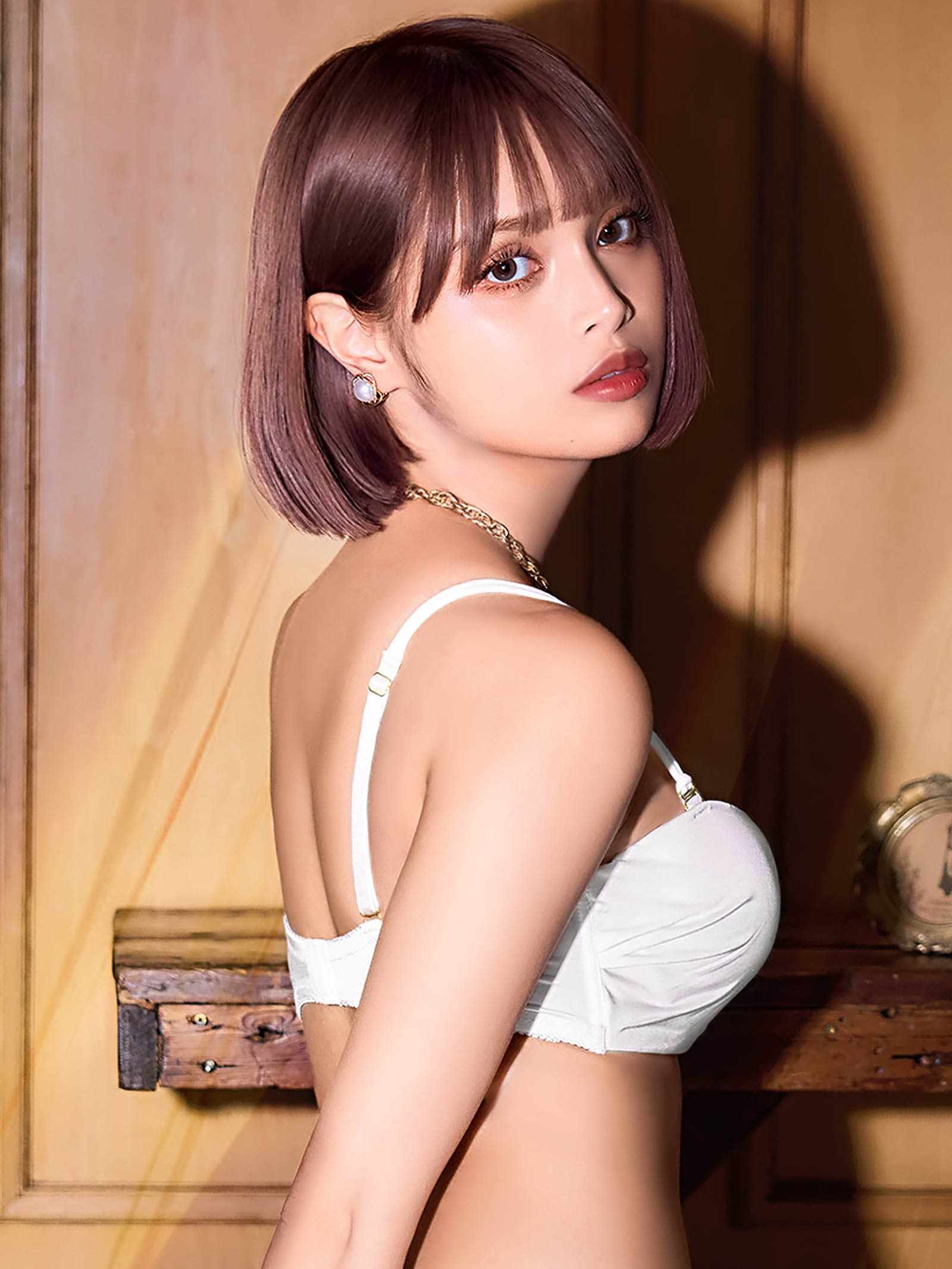 8/1新作!スパークリングチェーンブラジャー&Tバックショーツ