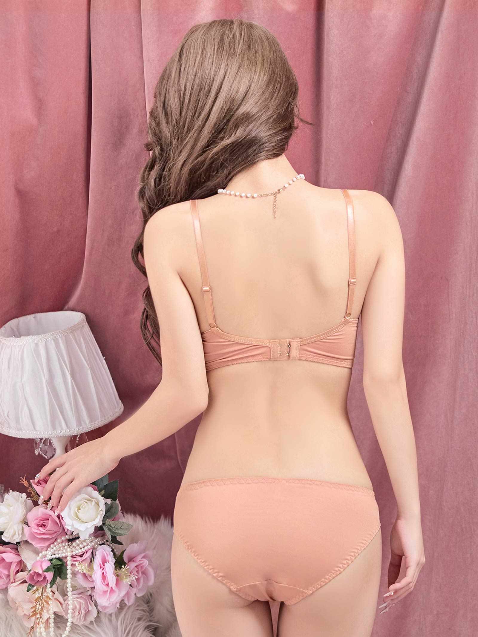 1/30新作!フローラルブルーム育乳脇高ブラジャー&フルバックショーツ