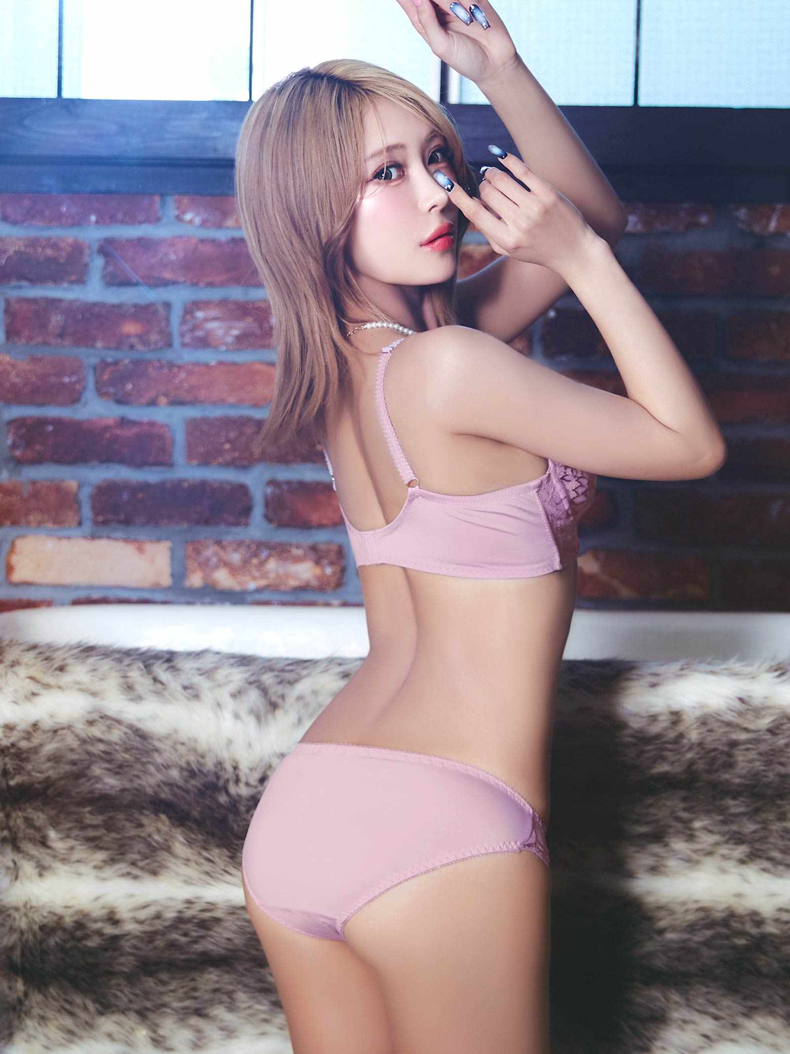 3/18新作!【EFサイズ】エレガントレースブルーム育乳脇高ブラジャー&フルバックショーツ