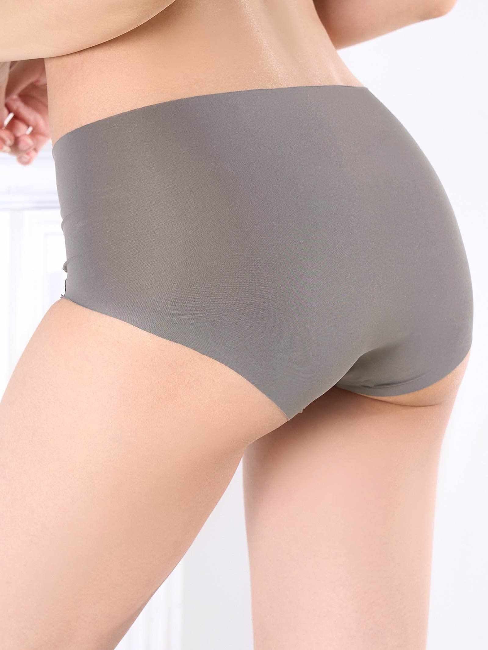 4/21新作!ワンカラーダスティシームレスフルバックショーツ単品