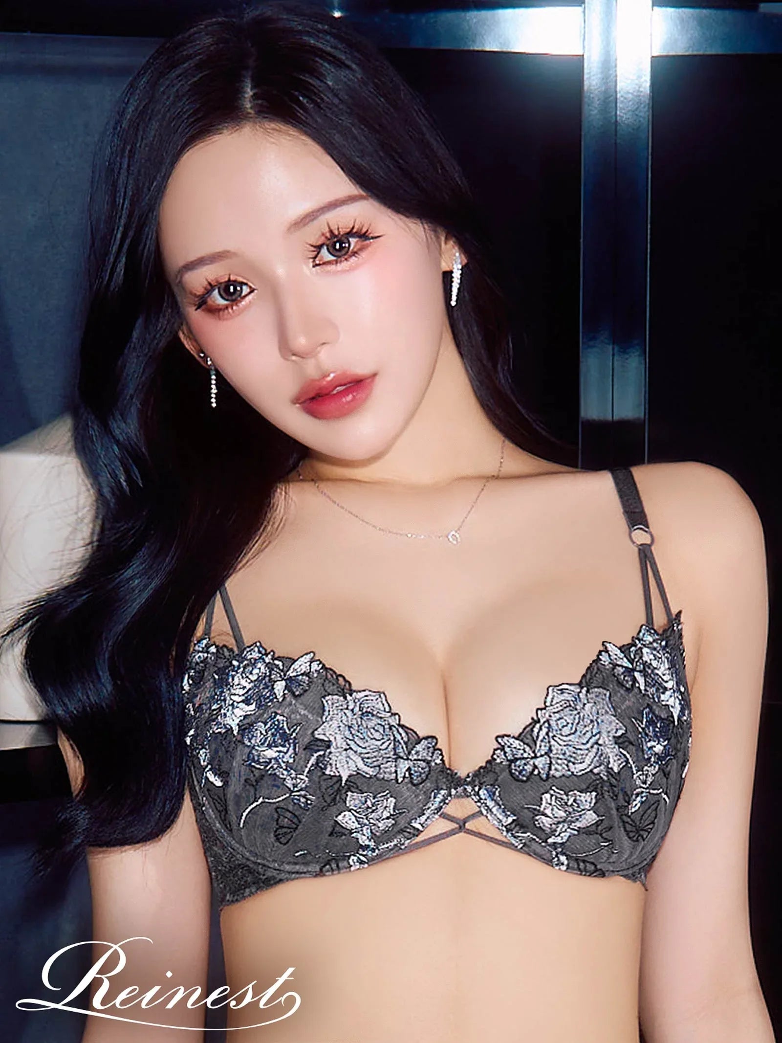 【Reinest】ノーブルバタフライローズブラジャー&バック透けフルバックショーツ - 【公式】247Lingerie