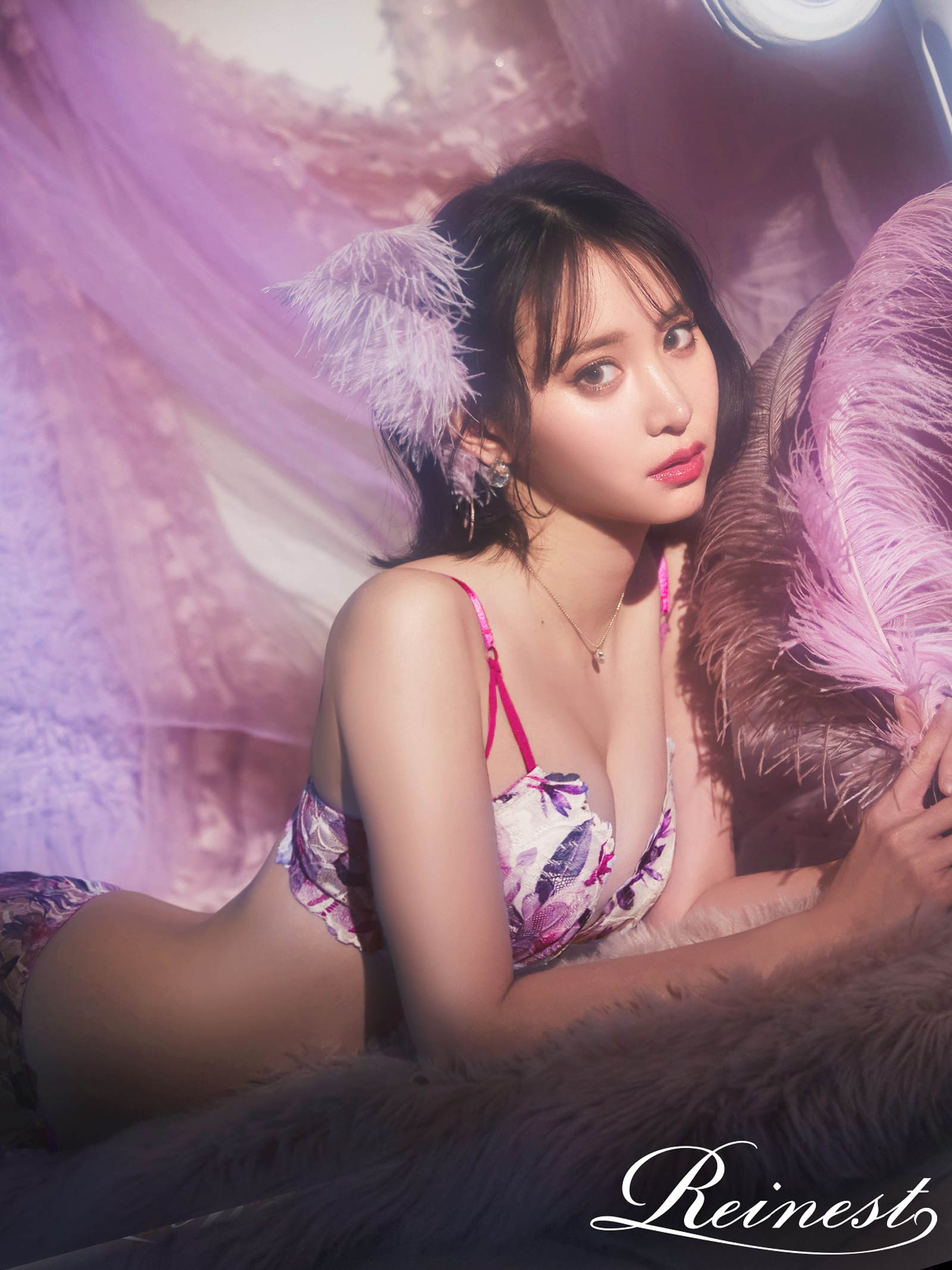 【永尾まりや着用】【Reinest】ドレッシーフラワーリッチブラジャー&バック透けTバックショーツ - 【公式】247Lingerie