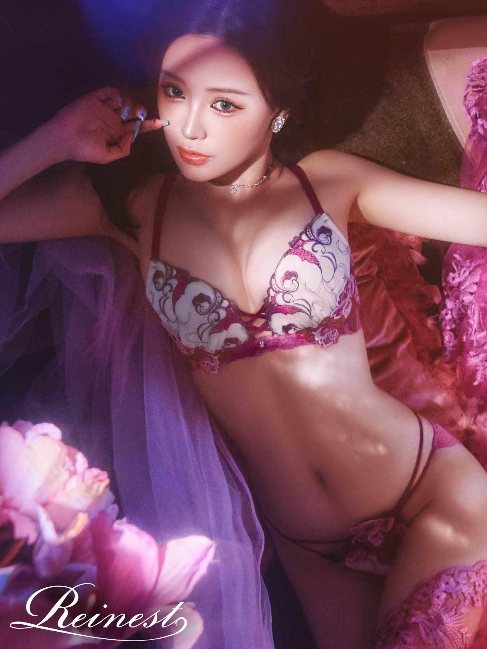 【Reinest】ビューティフルグロウフラワーブラジャー&バック透けフルバックショーツ - 【公式】247Lingerie