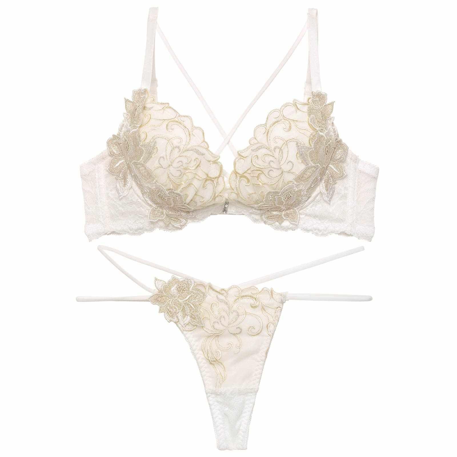 【永尾まりや着用】【Reinest】レーヴブロッサムレースアップブラジャー&バック透けTバックショーツ - 【公式】247Lingerie