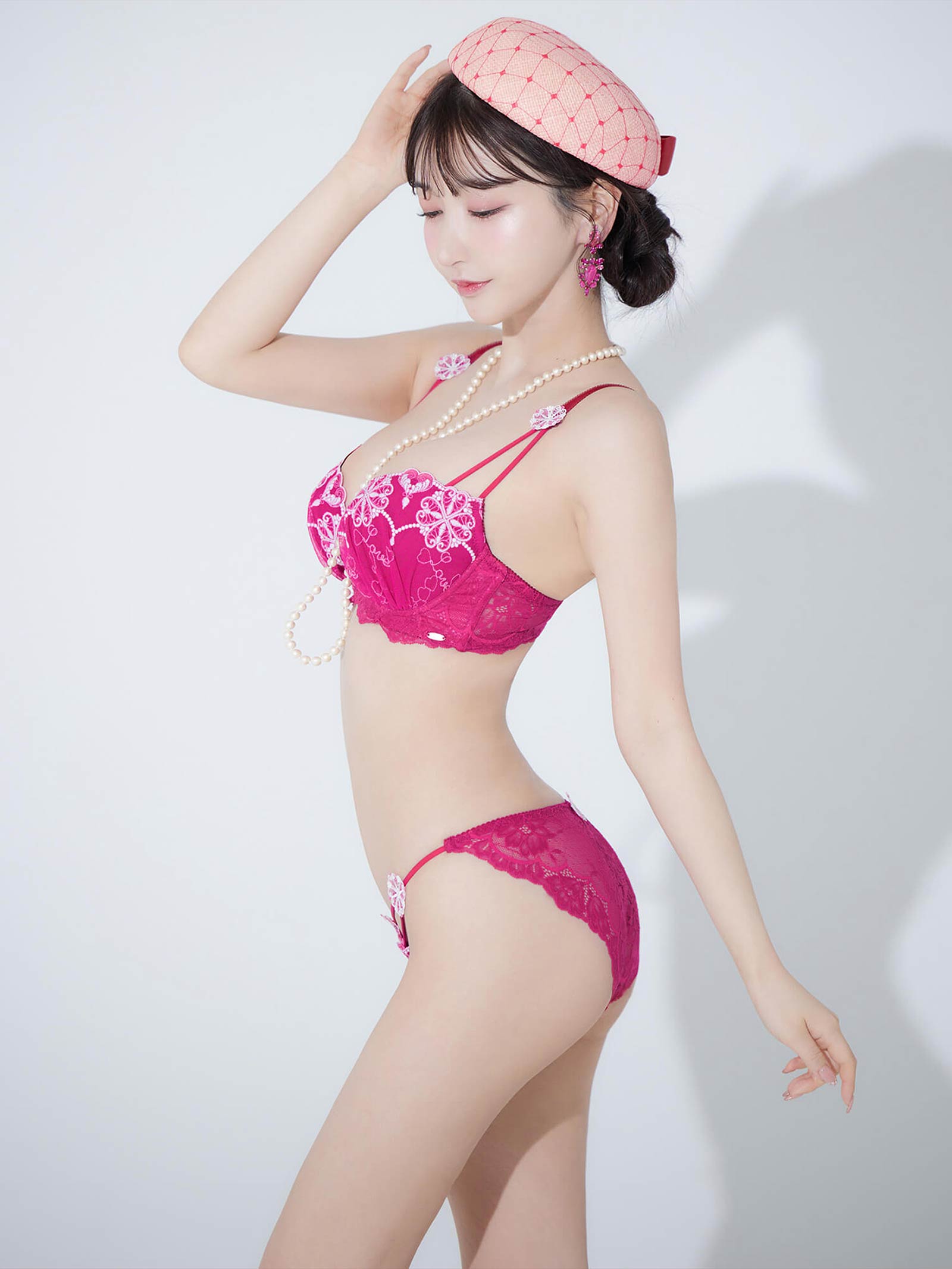 【Rちゃんプロデュース/LEMURA】Glow Heart Lingerie -フルバックセット-