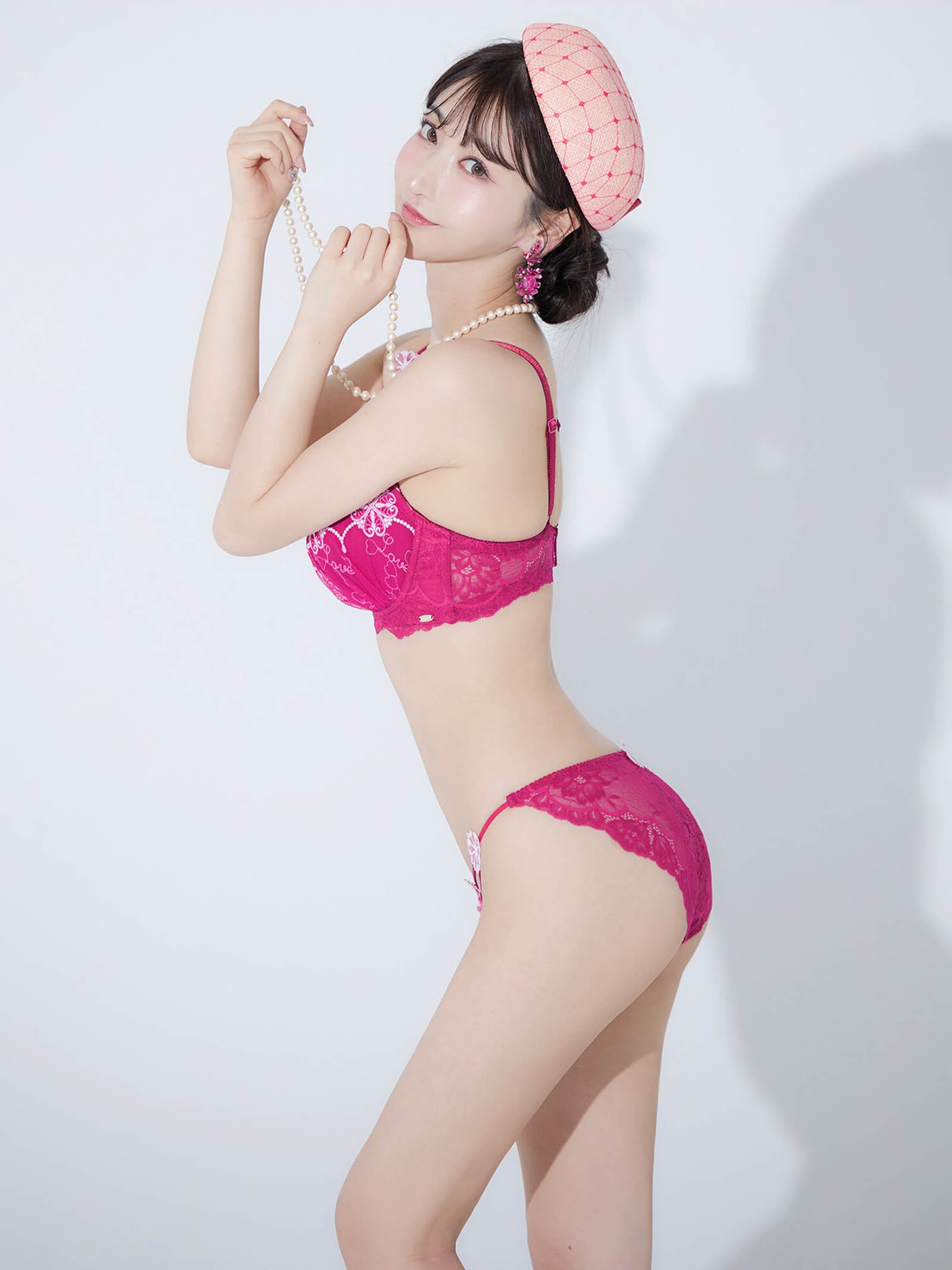 【Rちゃんプロデュース/LEMURA】Glow Heart Lingerie -フルバックセット-