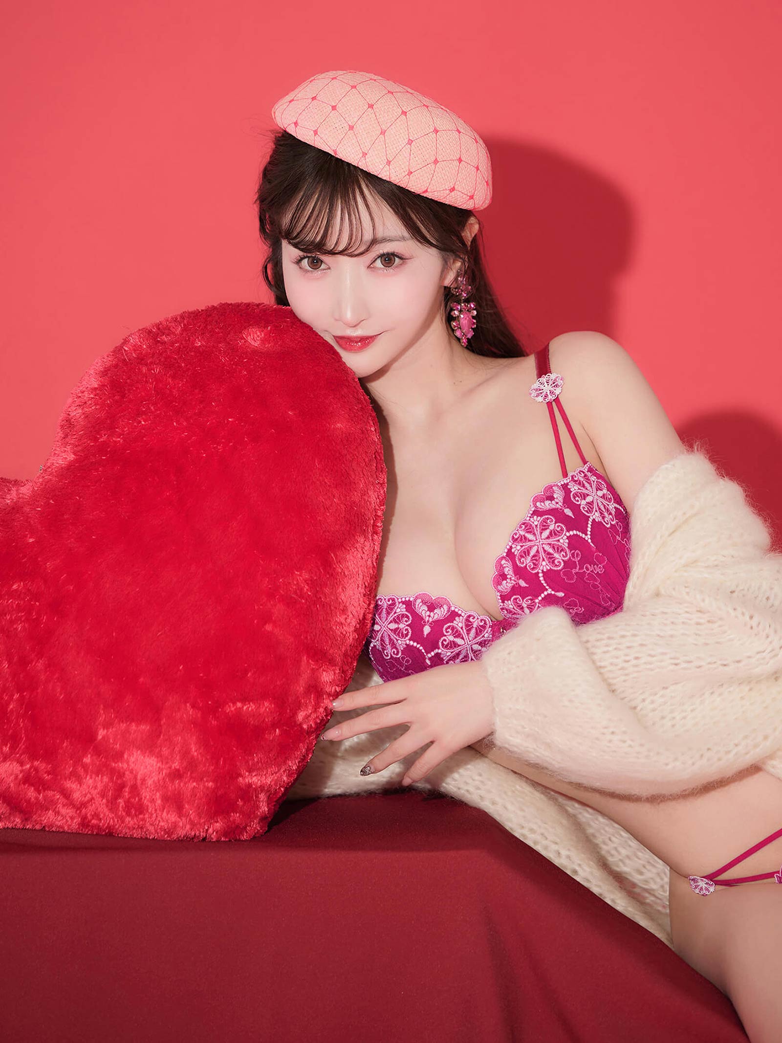 【Rちゃんプロデュース/LEMURA】Glow Heart Lingerie -Tバックセット-