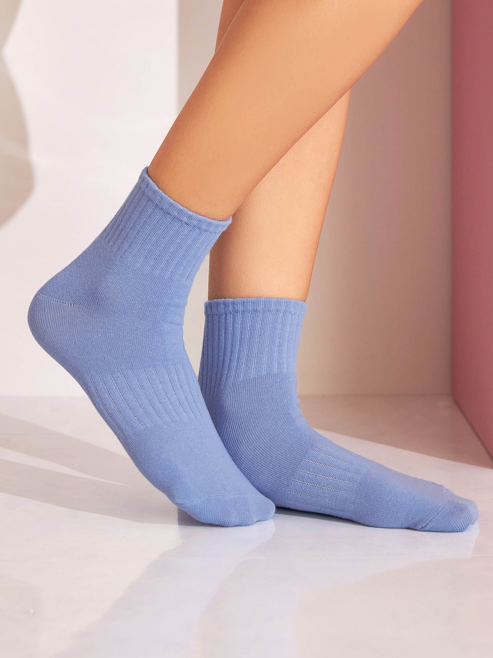 11/15新作!シンプルワンカラークルーソックス