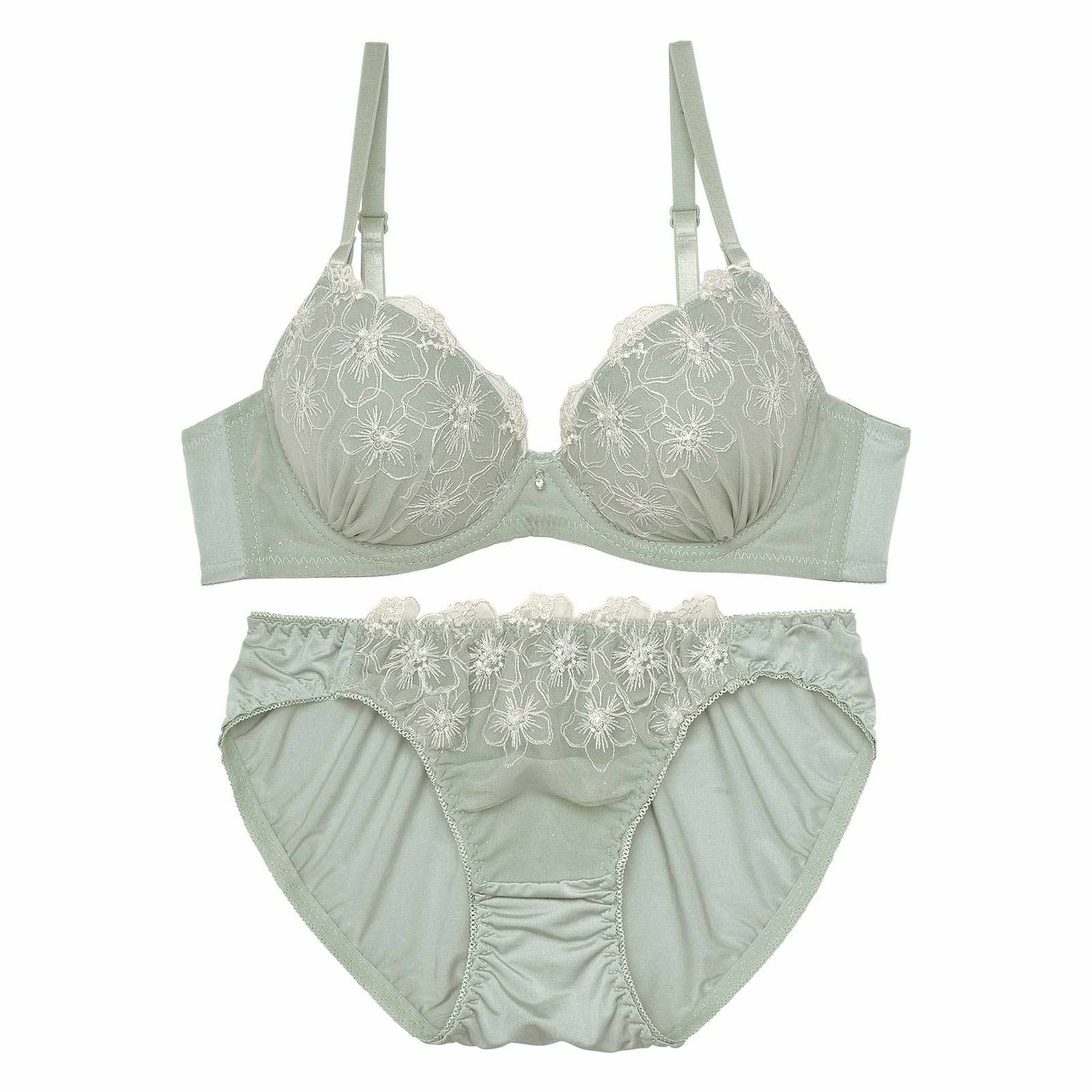 ピュアブルームエンブロイダリーブラジャー&フルバックショーツ