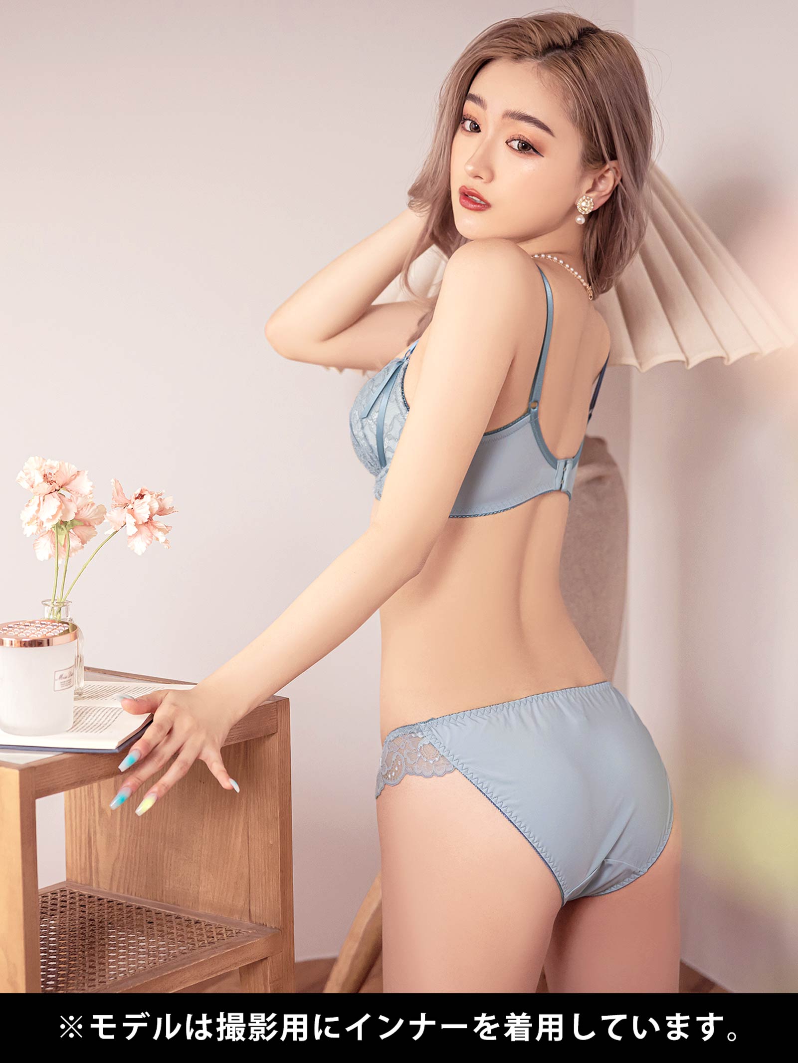 4/29新作!【ノンワイヤー】【EFサイズ】バイカラーラインフラワーレース育乳脇高ブラジャー&フルバックショーツ