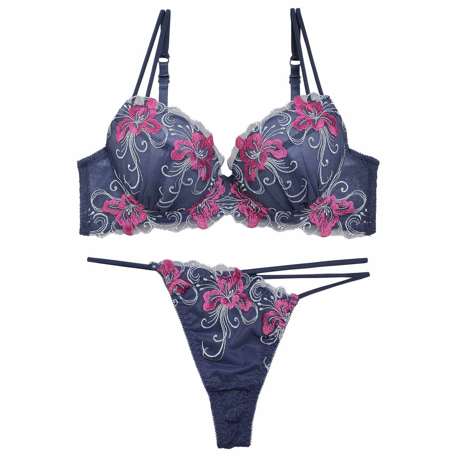 【Reinest】エスニックリリーエンブロイダリーブラジャー&バック透けTバックショーツ