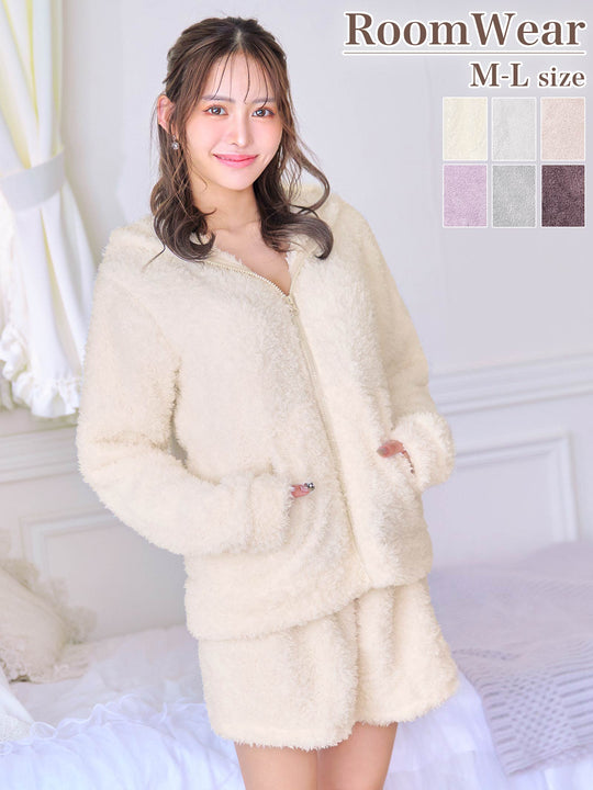 もこもこシャギーフード付きパーカー&ショートパンツルームウェア