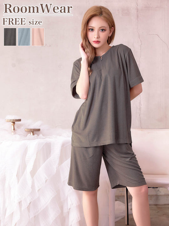フロントスリットパイルトップス&ショートパンツルームウェア