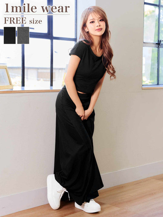 クロップド半袖トップス&フレアロングスカートセットアップ