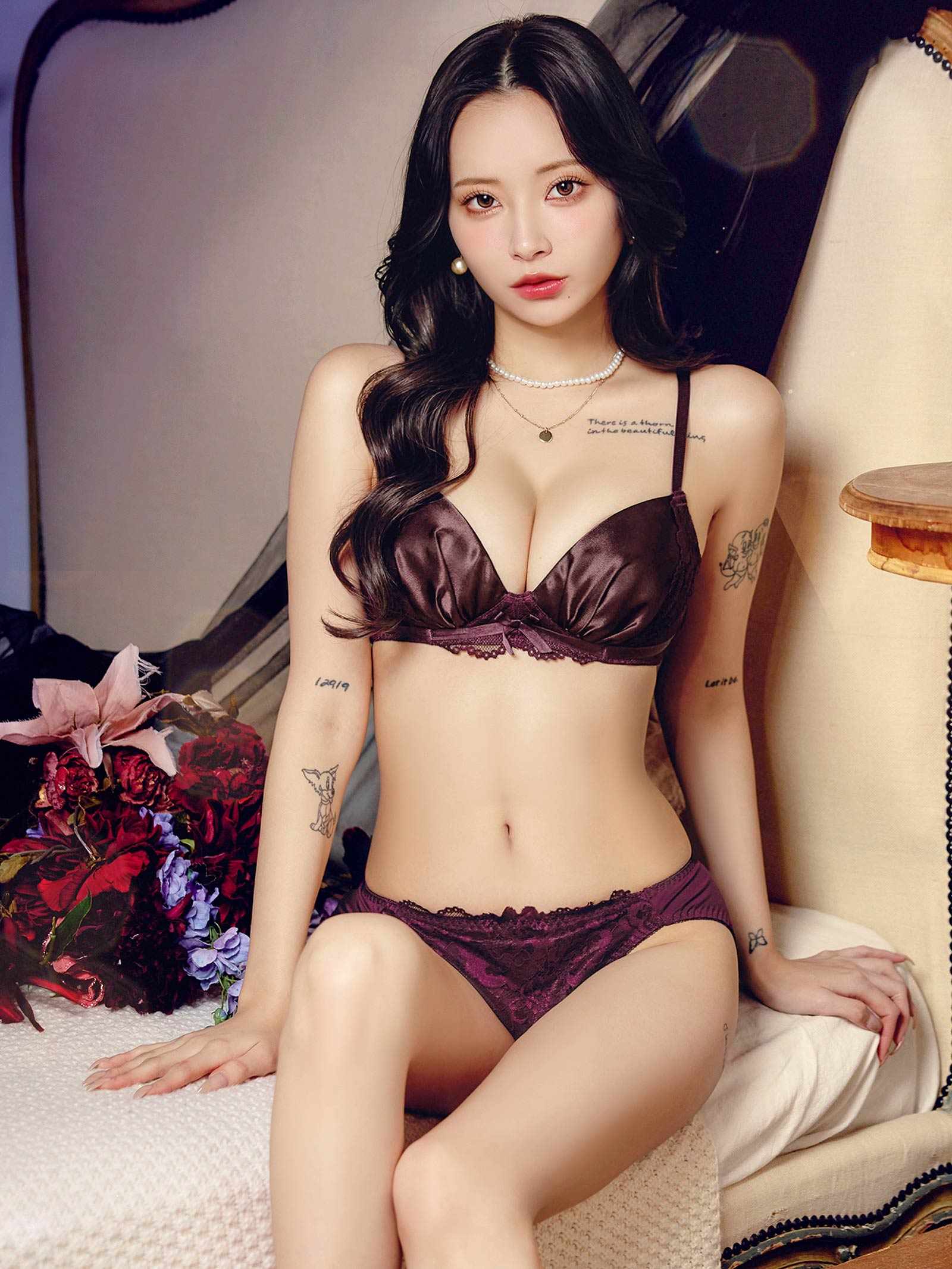 12/8新作!【ノンワイヤー】トワイライトサテンレースブラジャー&フルバックショーツ