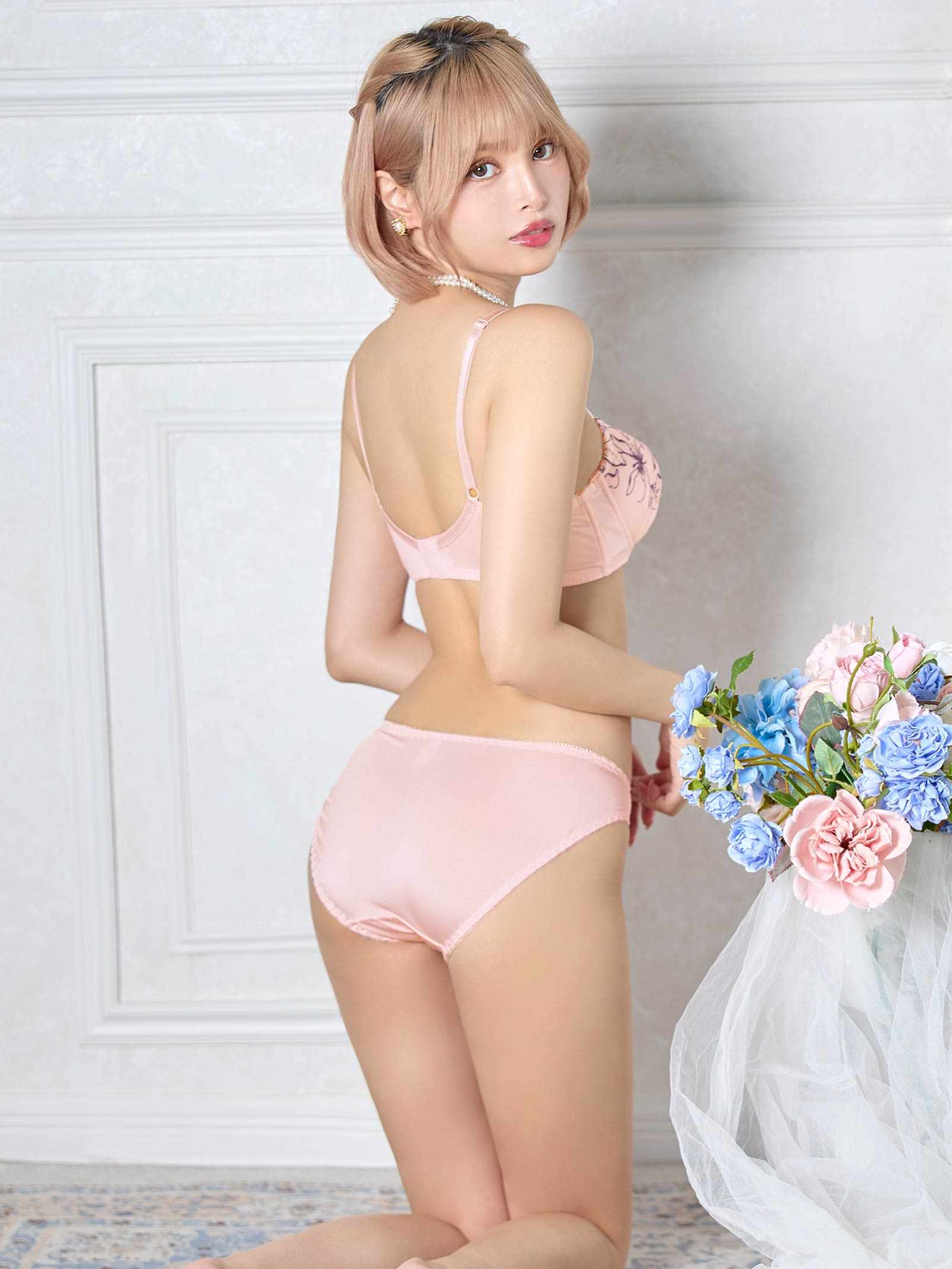 10/22新作!エレガンスブルーミング育乳脇高ブラジャー&フルバックショーツ