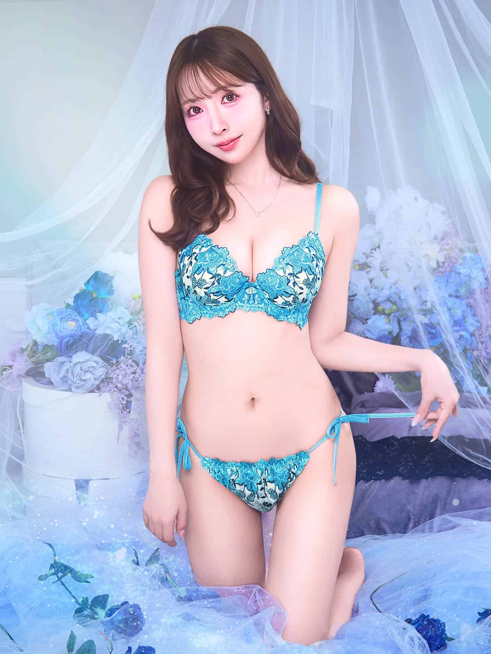 9/18新作!【三上悠亜着用】【EFサイズ】リュクスビビッドフルール育乳脇高ブラジャー&サイド紐バック透けフルバックショーツ