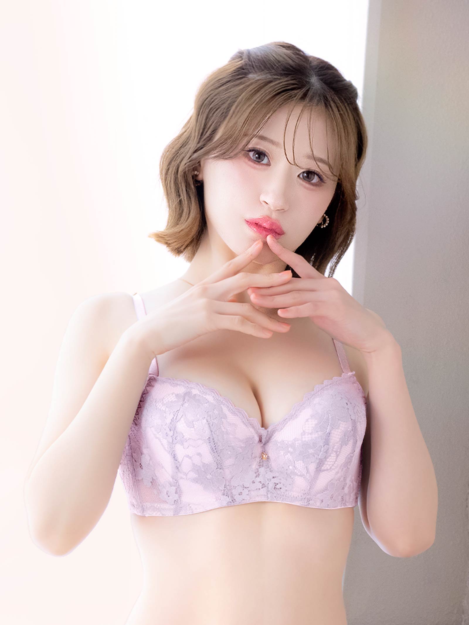 4/15新作!【GHIサイズ】ニュアンスフラワーレース育乳脇高ブラジャー&バック透けフルバックショーツ