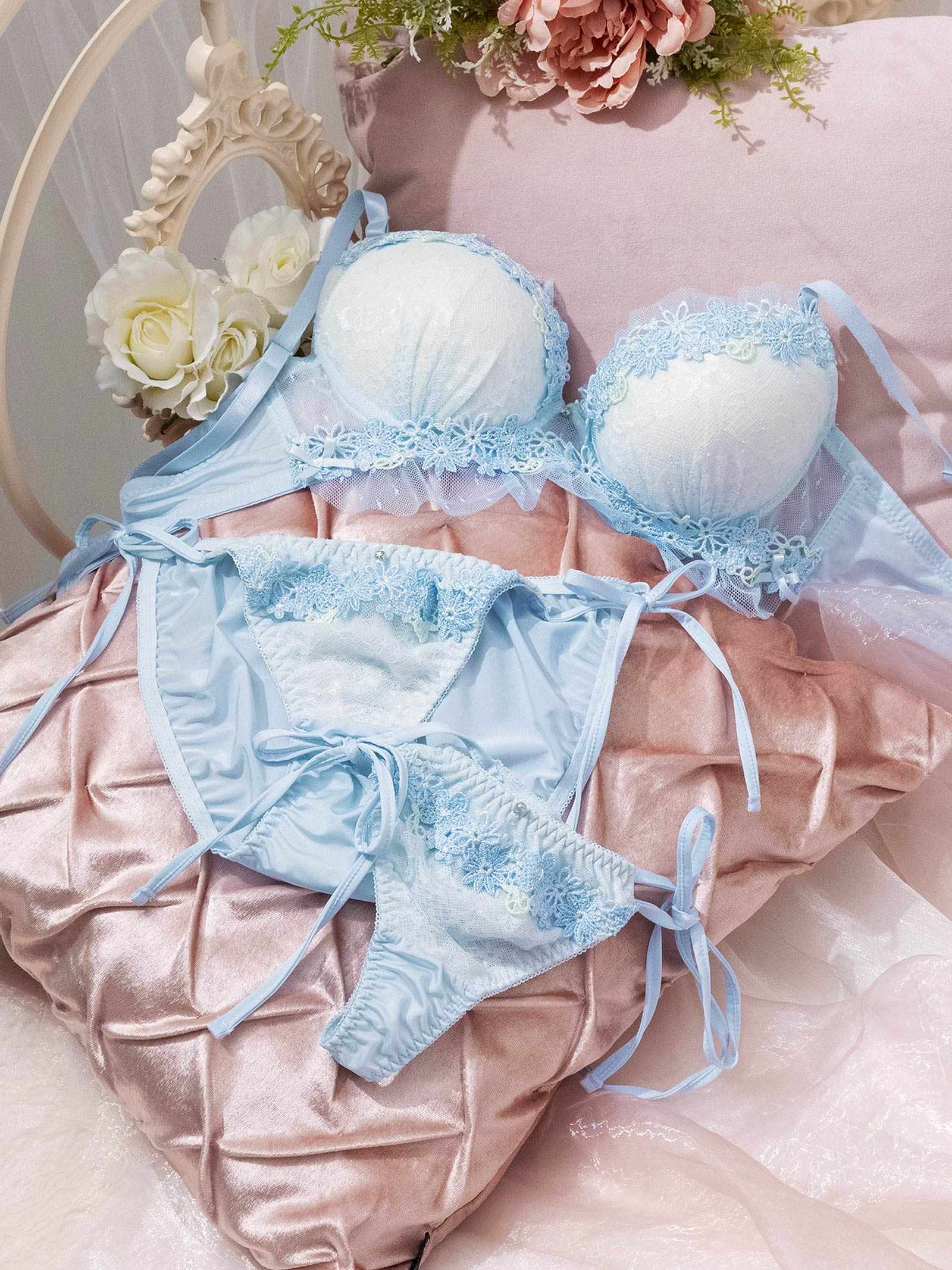 6/10新作!トゥウィンクルケミカルチュールブラジャー&サイド紐フルバックショーツ