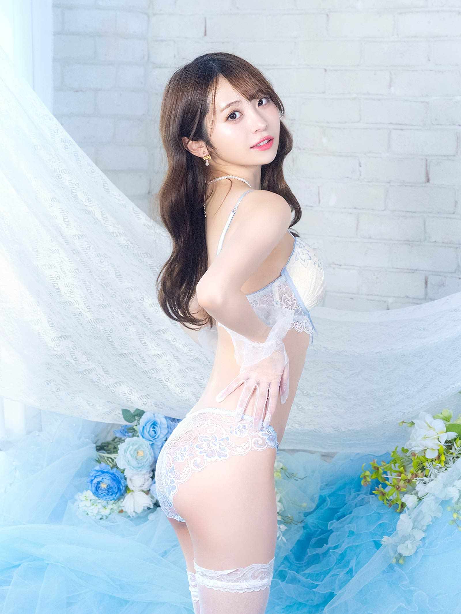 4/29新作!【かとゆり着用】パステルフラワーレースアップブラジャー&バック透けフルバックショーツ